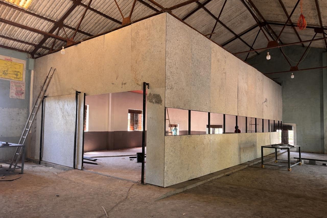 Vetrogreen partition cabins.jpeg