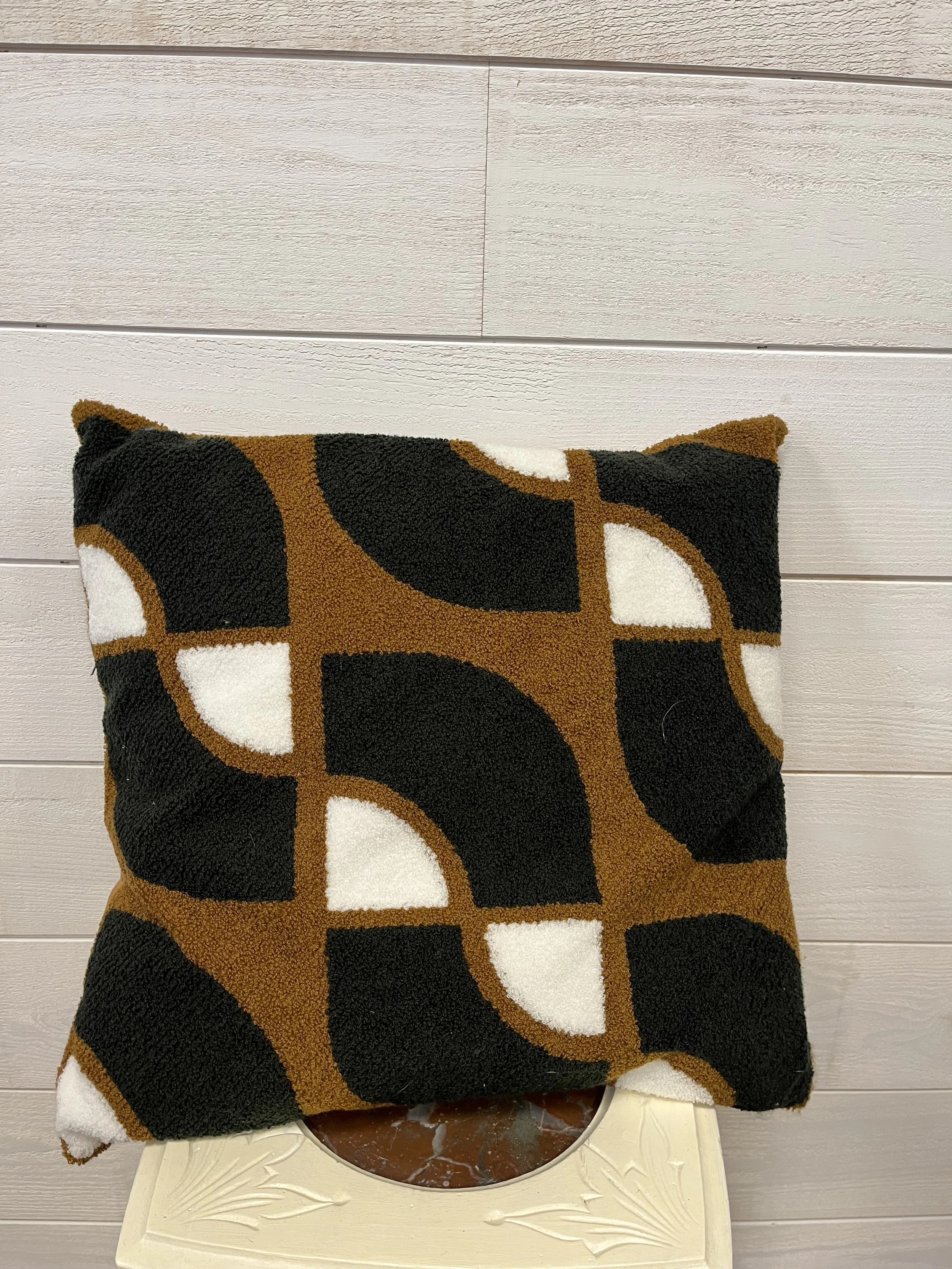 Coussin motifs - Le Comptoir de Zanzibar - Brest 2.jpeg