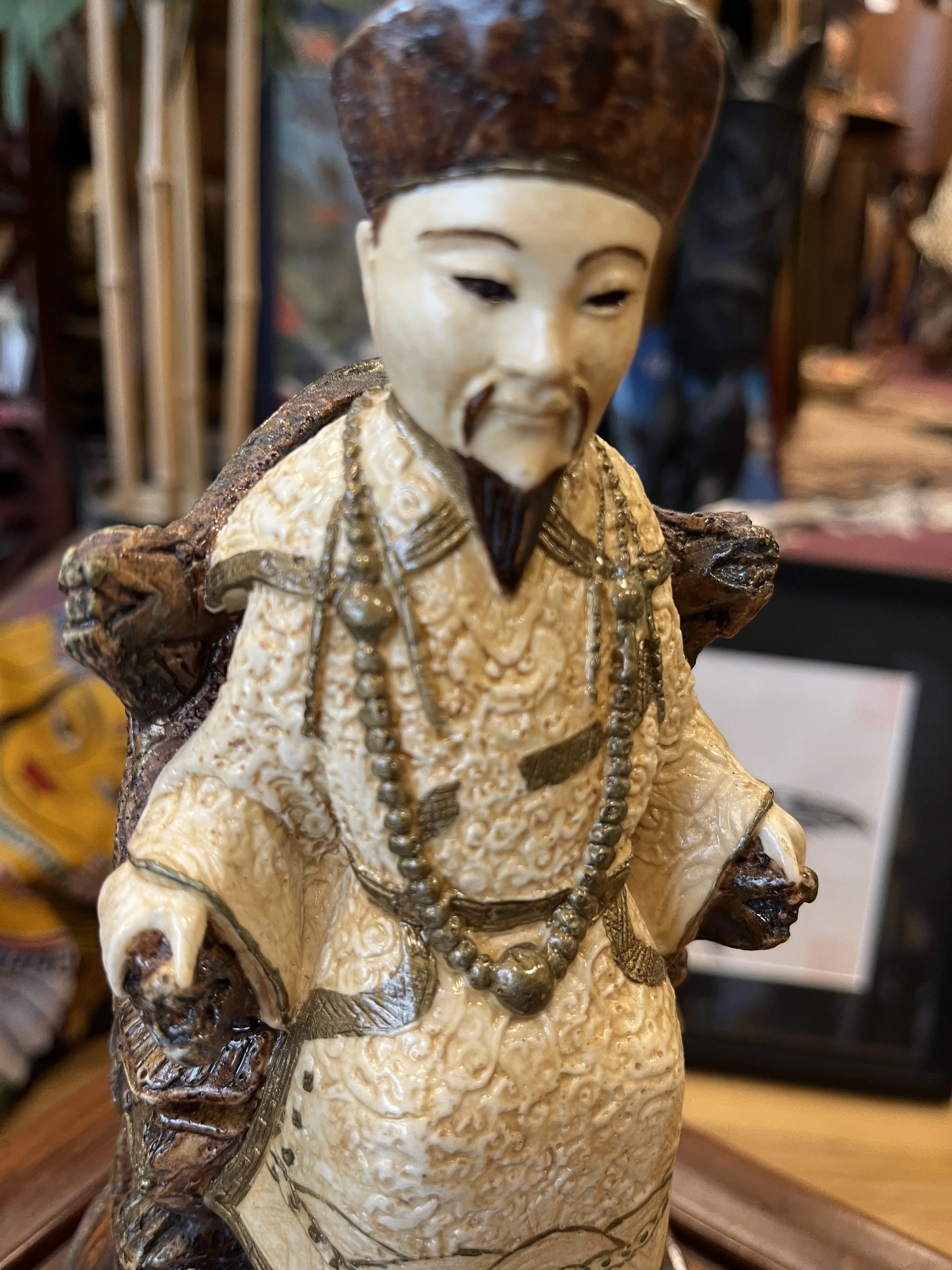 Statuette en platre - Comptoir de zanzibar - Brest 2.jpeg
