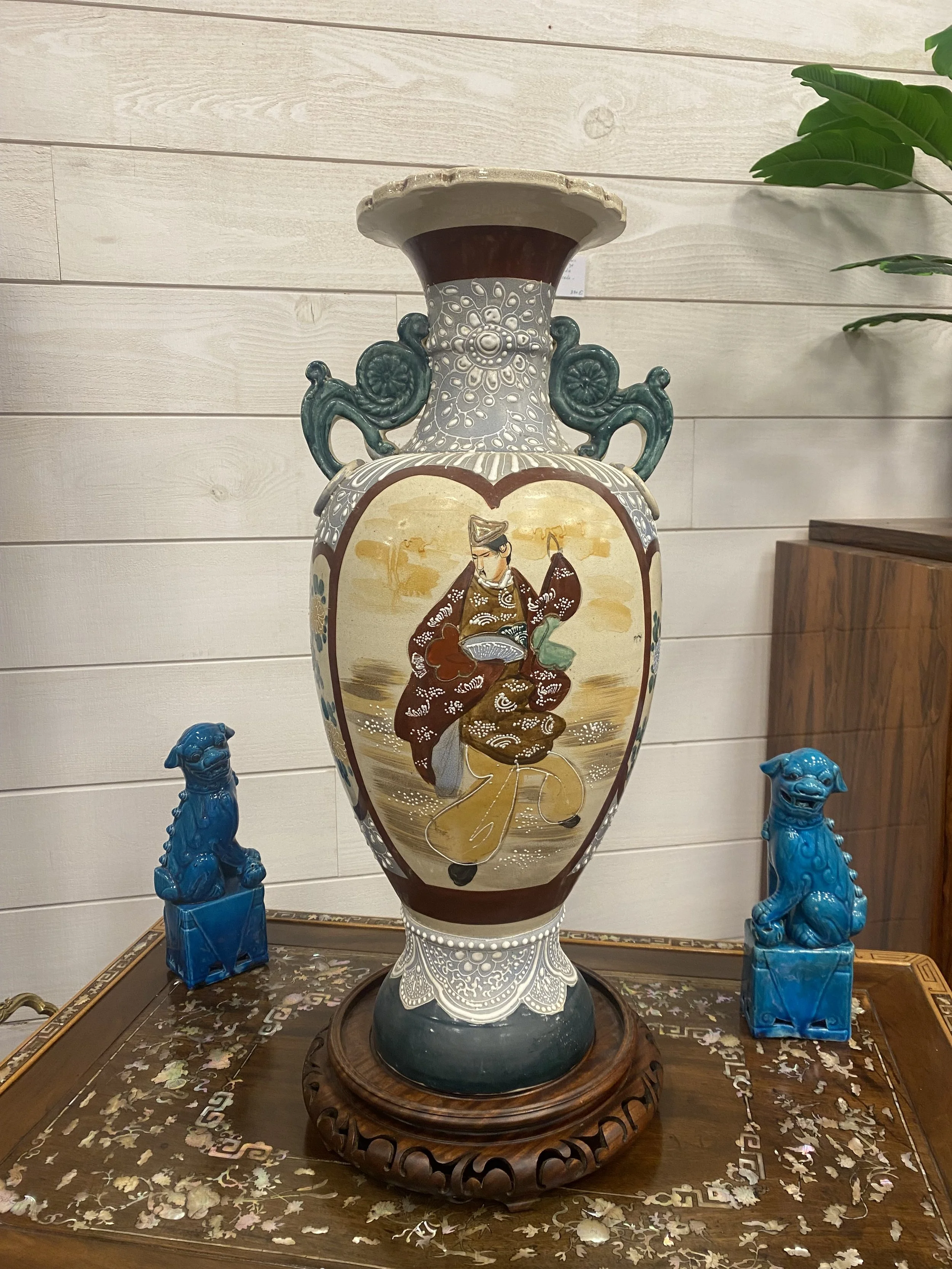 Bibelot chiens bleu - comptoir de zanzibar - Brest 2.jpeg