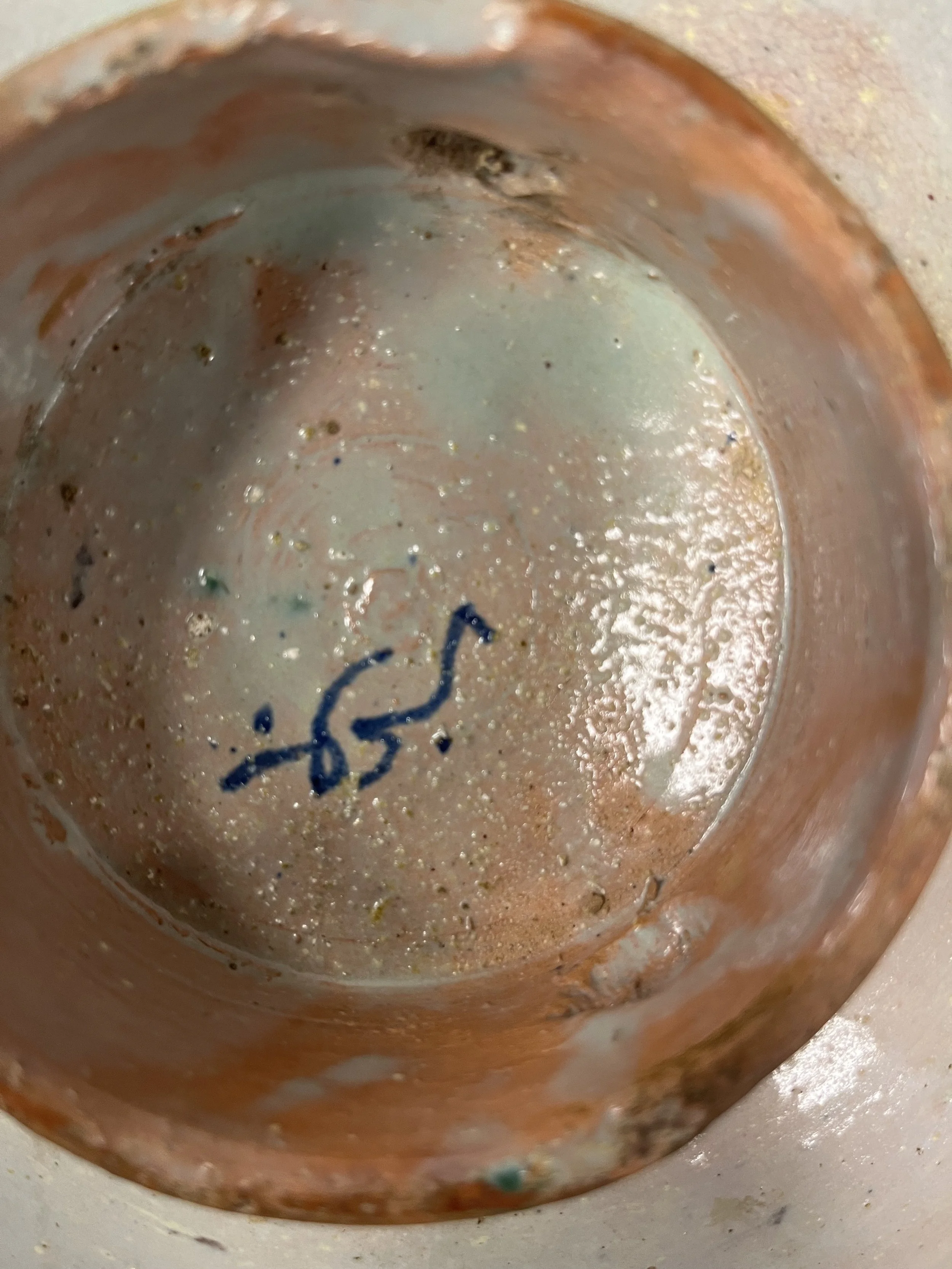 Plat en terre cuite émaillée - Le Comptoir de Zanzibar - Brest.jpeg