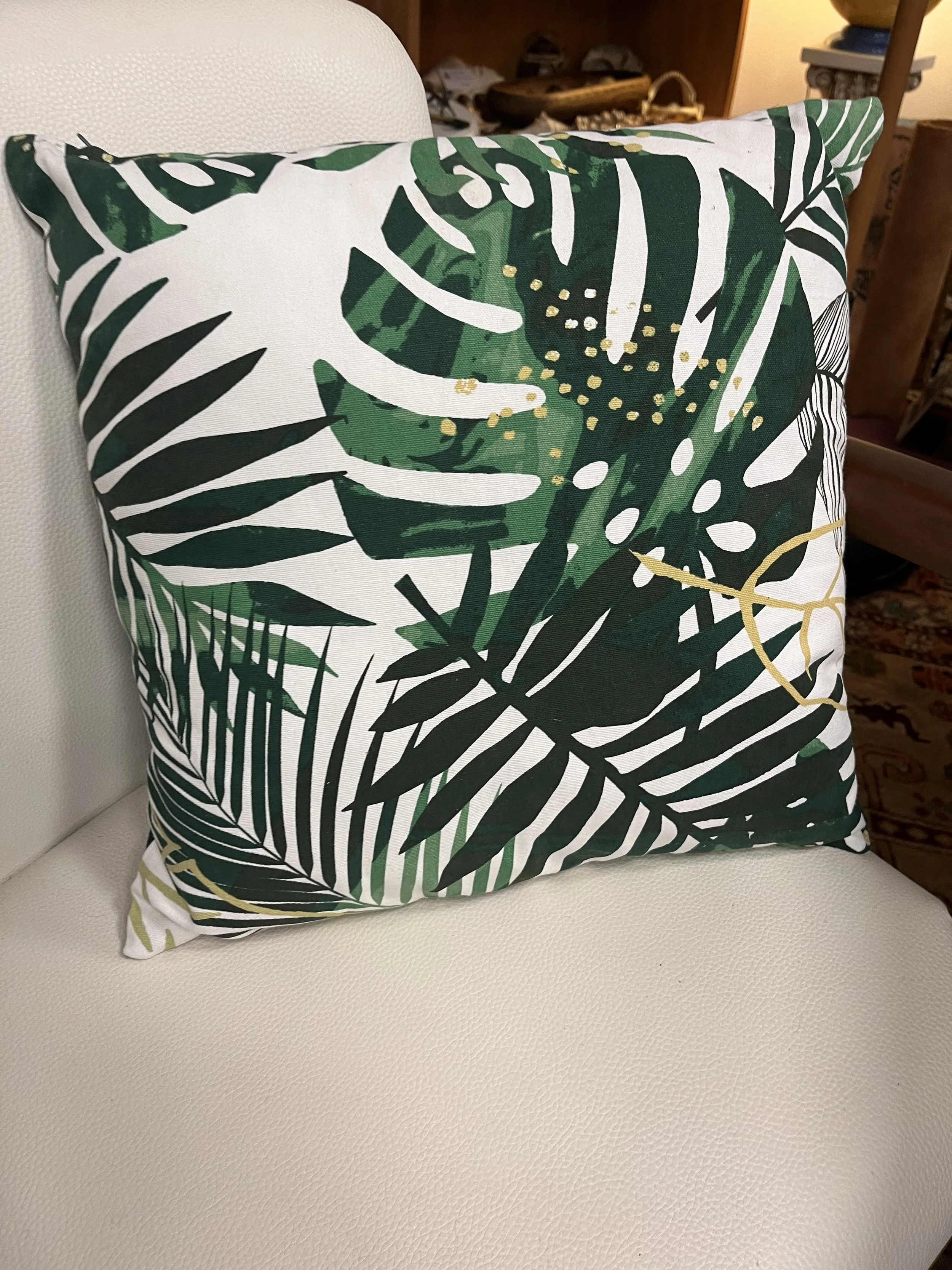 Coussin des îles - Le Comptoir de zanzibar - Brest.jpeg