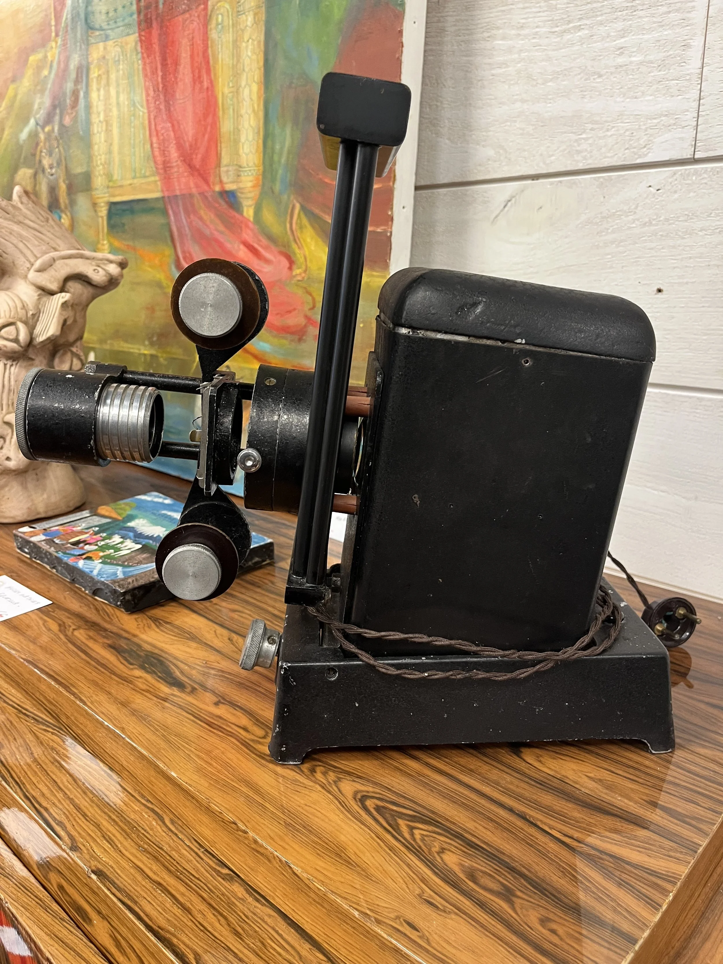 Projecteur - Le comptoir de Zanzibar - Brest 2.jpeg