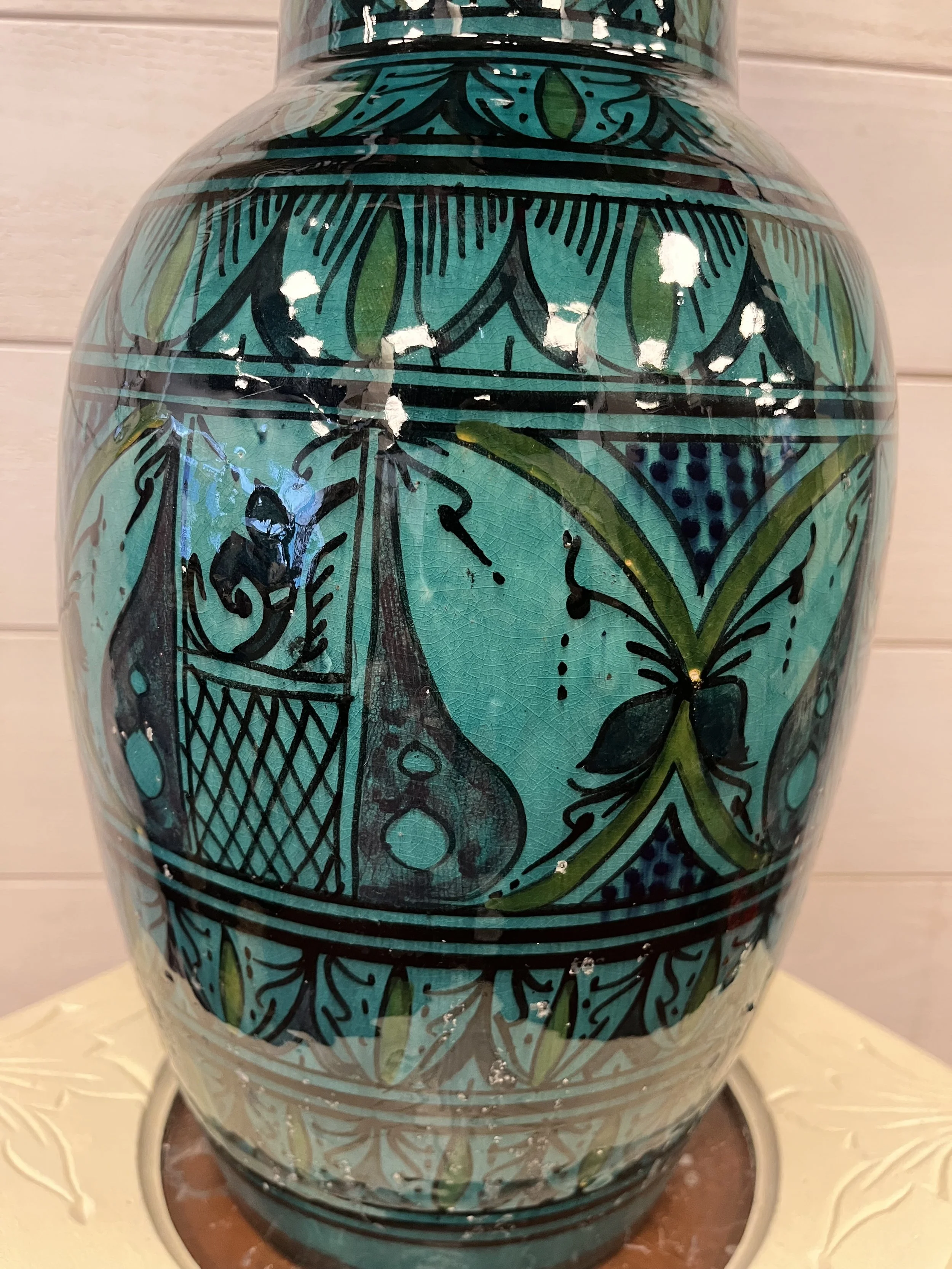 Vase en céramique émaillée de Safi - Le Comptoir de Zanzibar - Brest 1.jpeg