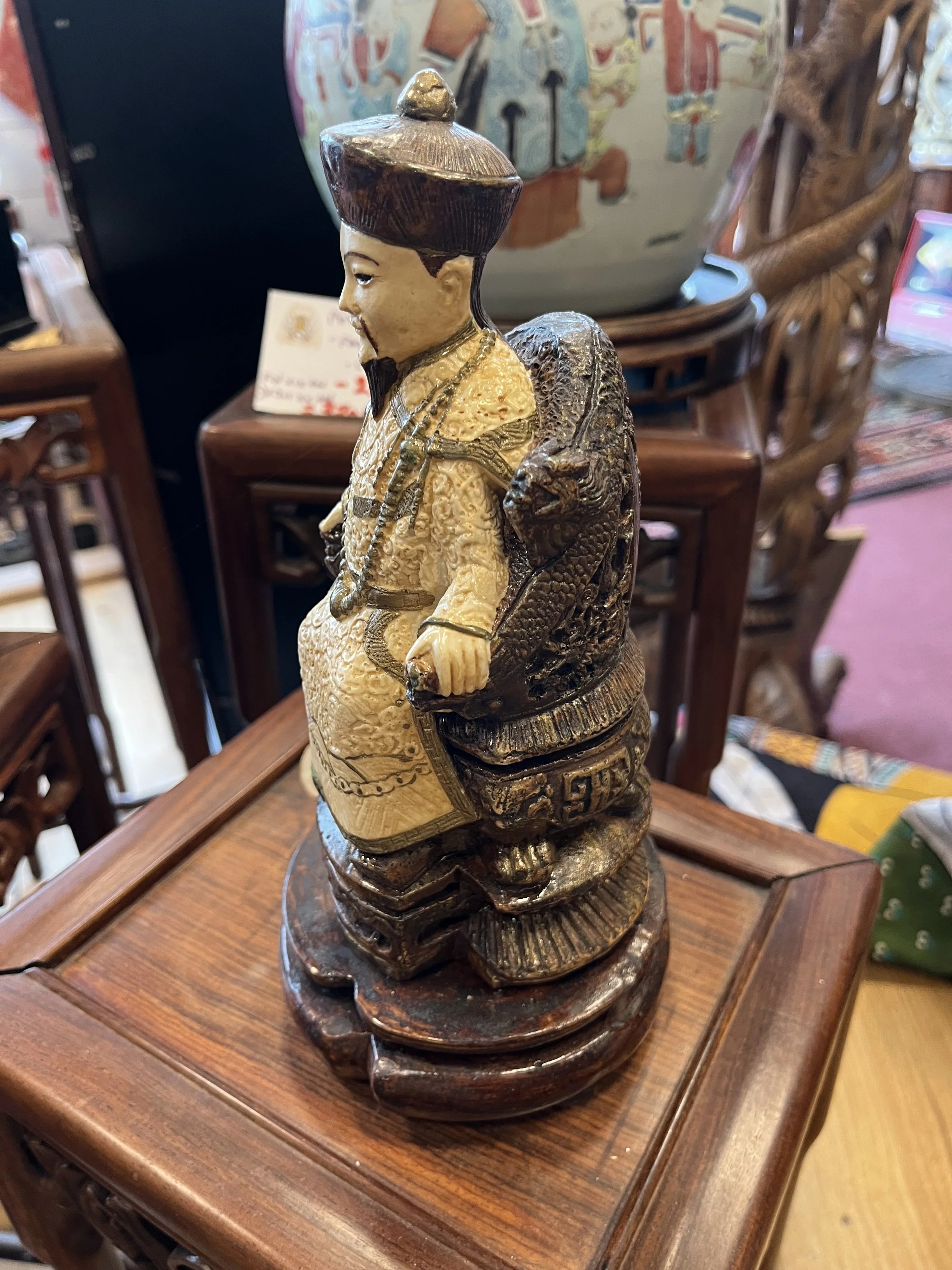 Statuette en platre - Comptoir de zanzibar - Brest 1.jpeg
