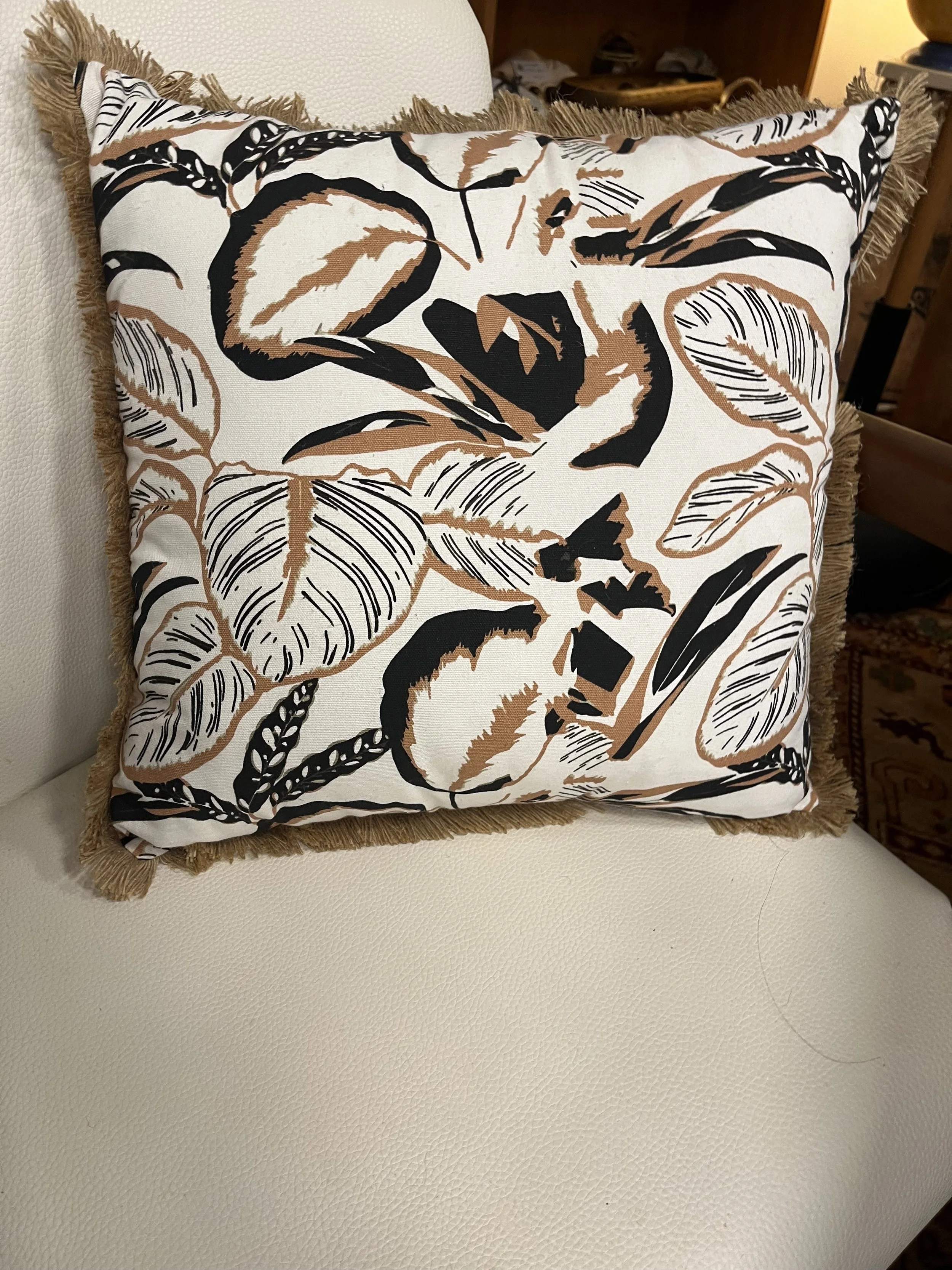 Coussin des îles - Le Comptoir de zanzibar - Brest 5.jpeg
