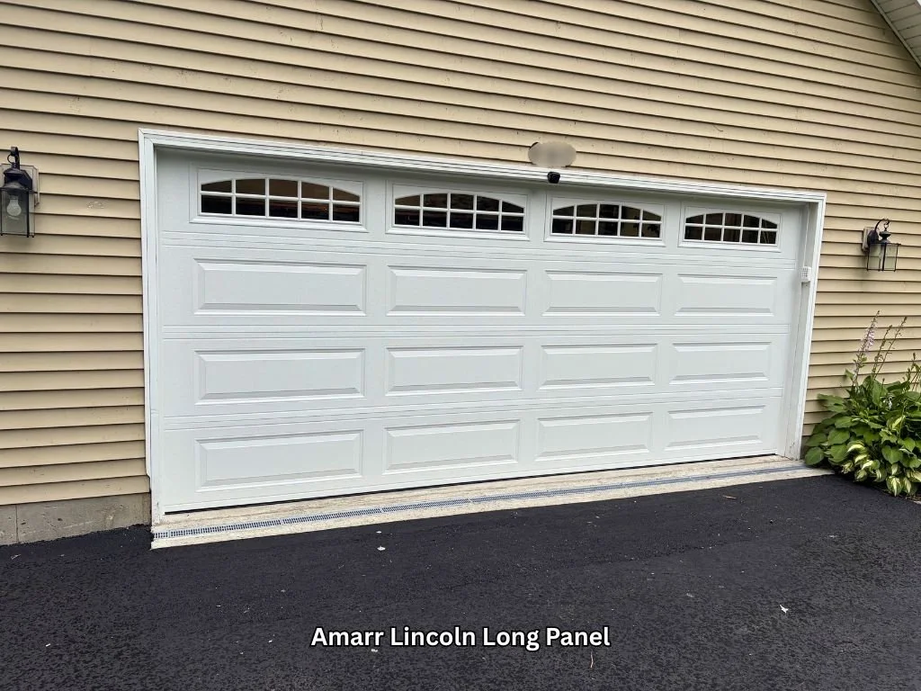 Traditional Garage Door - Amarr Lincoln - Clifton Park, NY