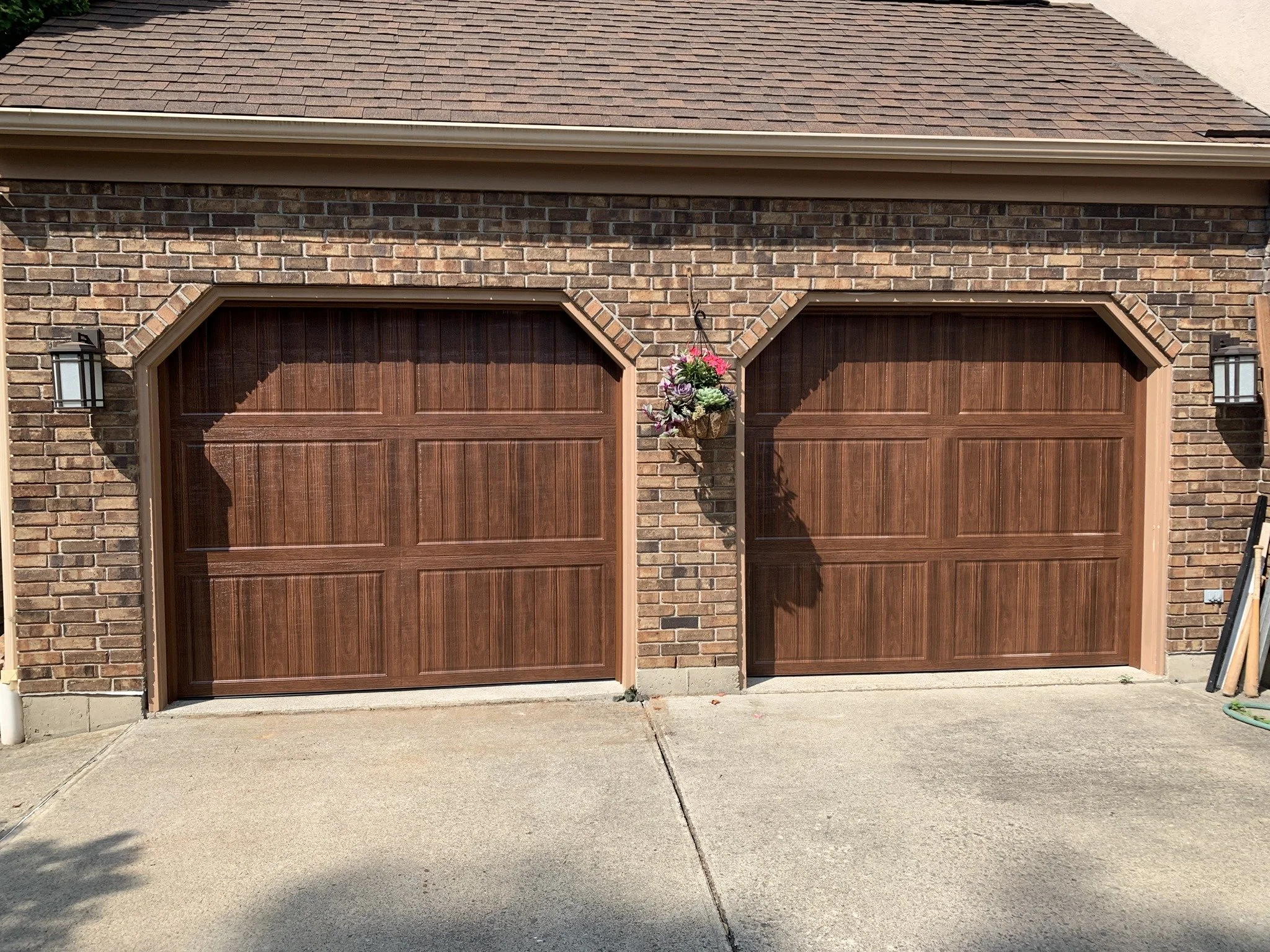 New garage door installation - Carriage House Style Door - Amarr Classica Cortona - Albany, NY