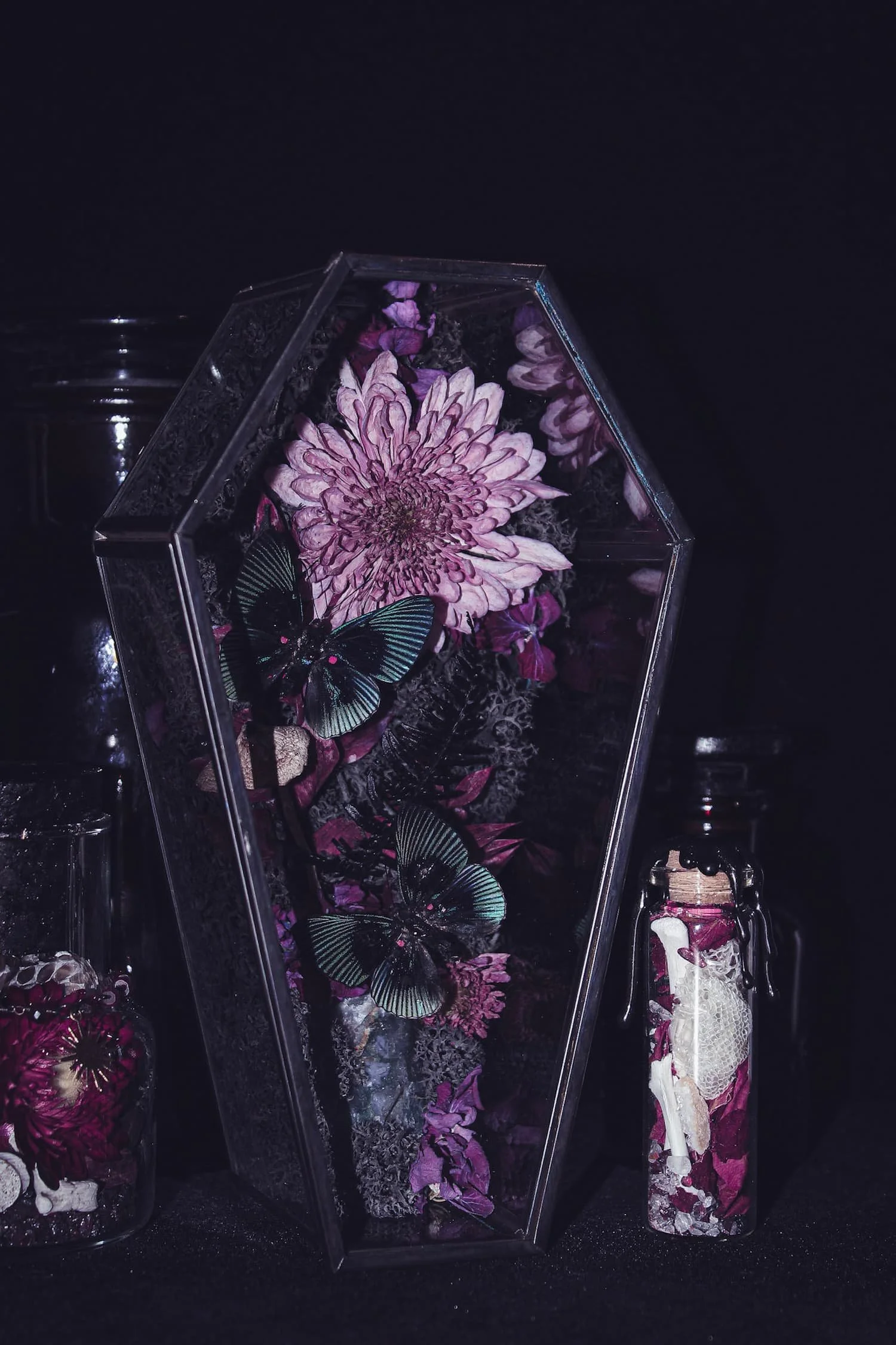 coffret-cercueil-papillons-turquoise-fleurs-amaginarium.jpg