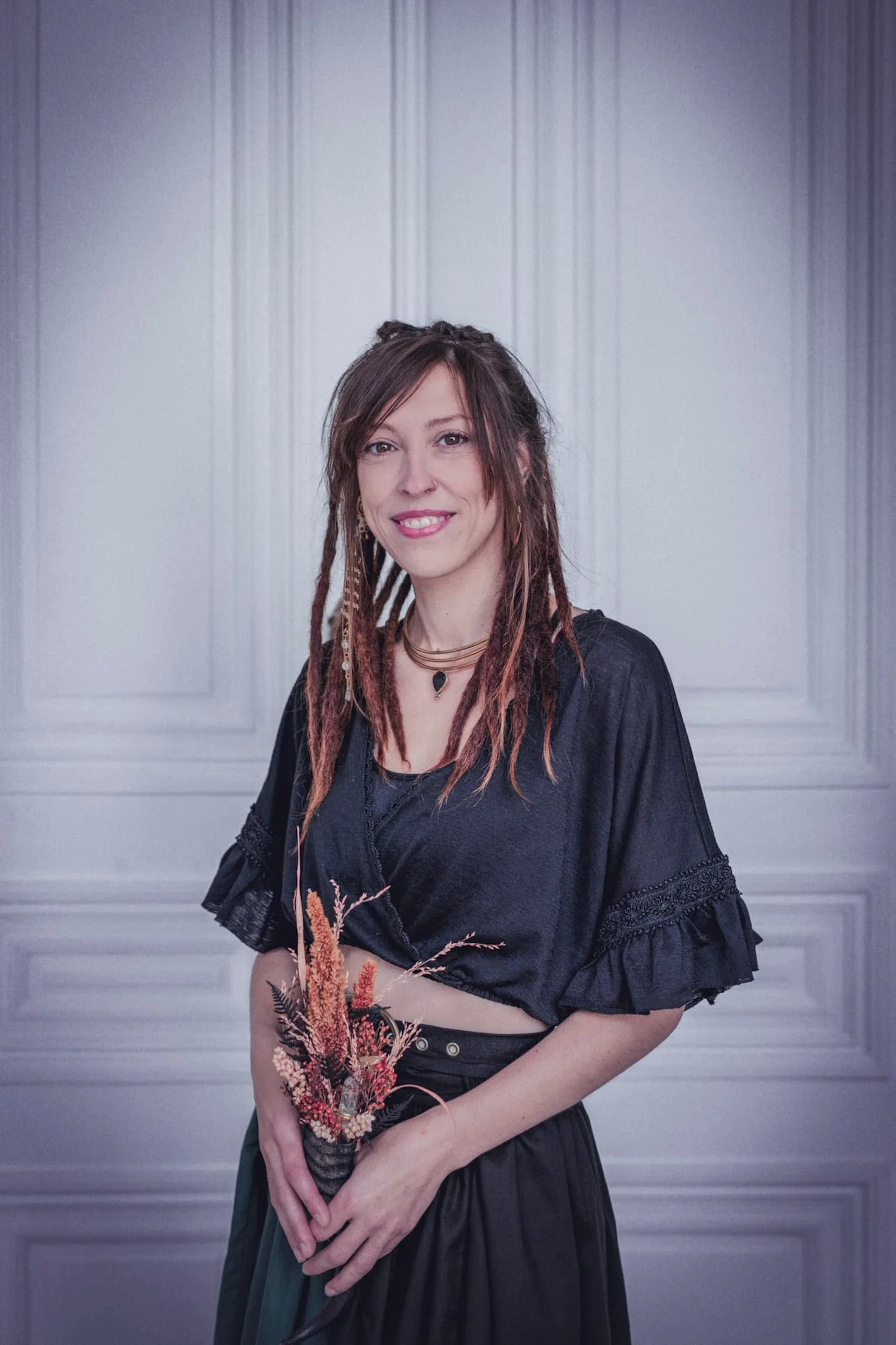 Portrait d’Amaryllis, artiste et créatrice de l’univers Amaginarium