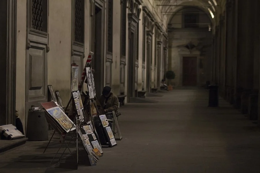 outsideUffizi.jpg