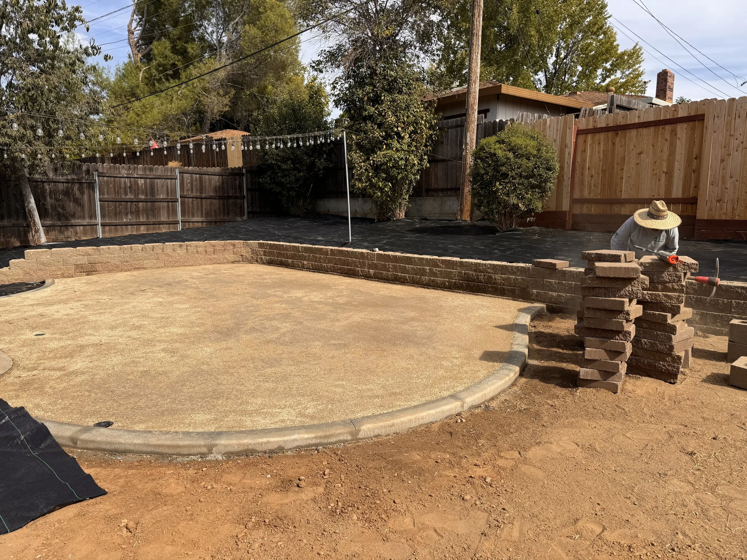 Backyard landscape/retaining wall - Folsom, CA