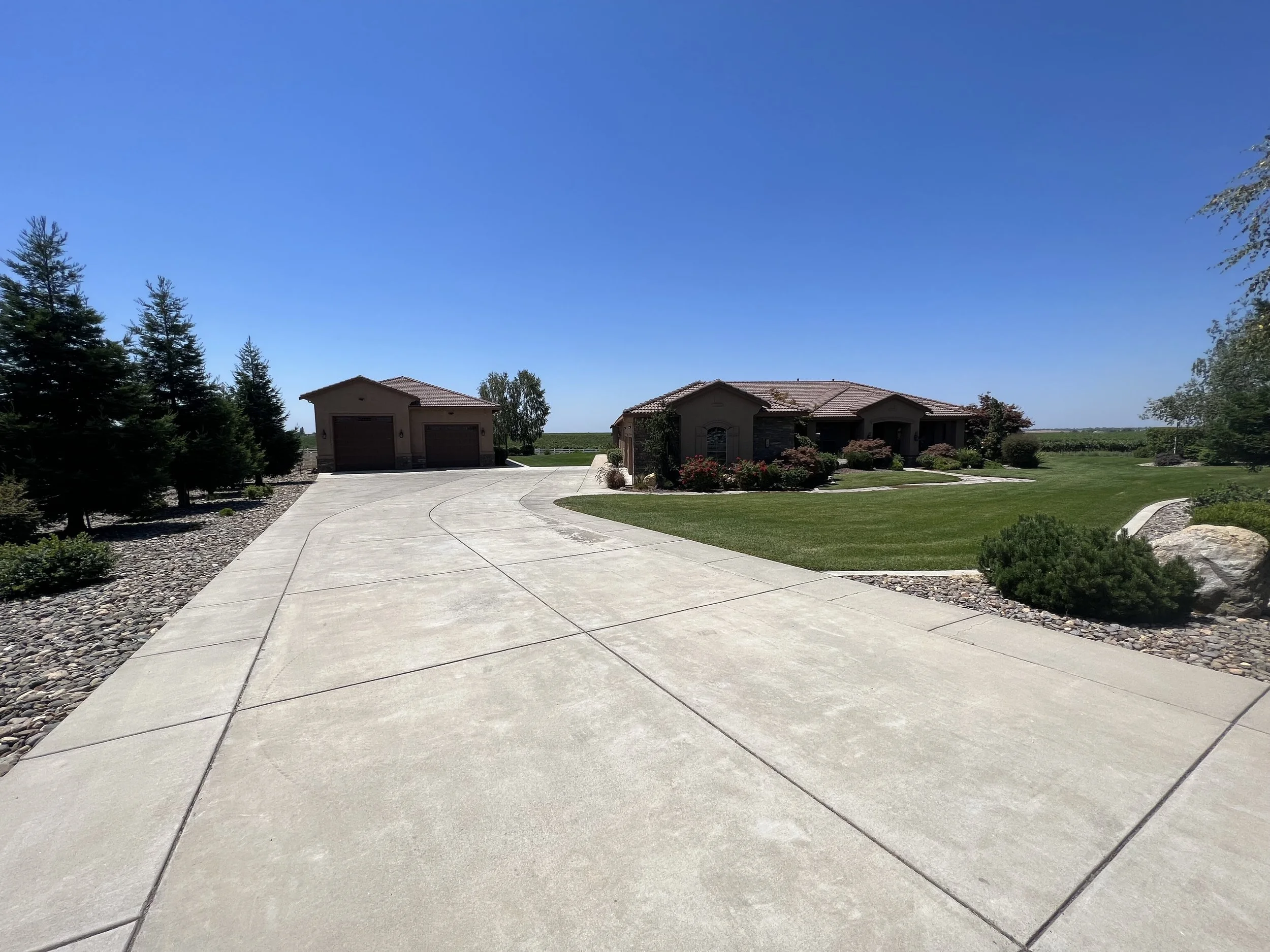 Driveway - Wilton, CA