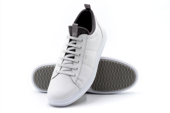 Cameron Sneaker - White