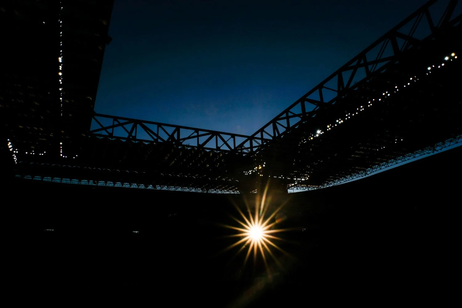 0_DSCF2033postweb.jpg