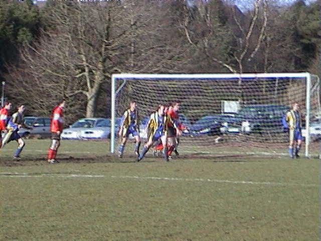 away-at-dumbuck-dumbarton-03.jpg