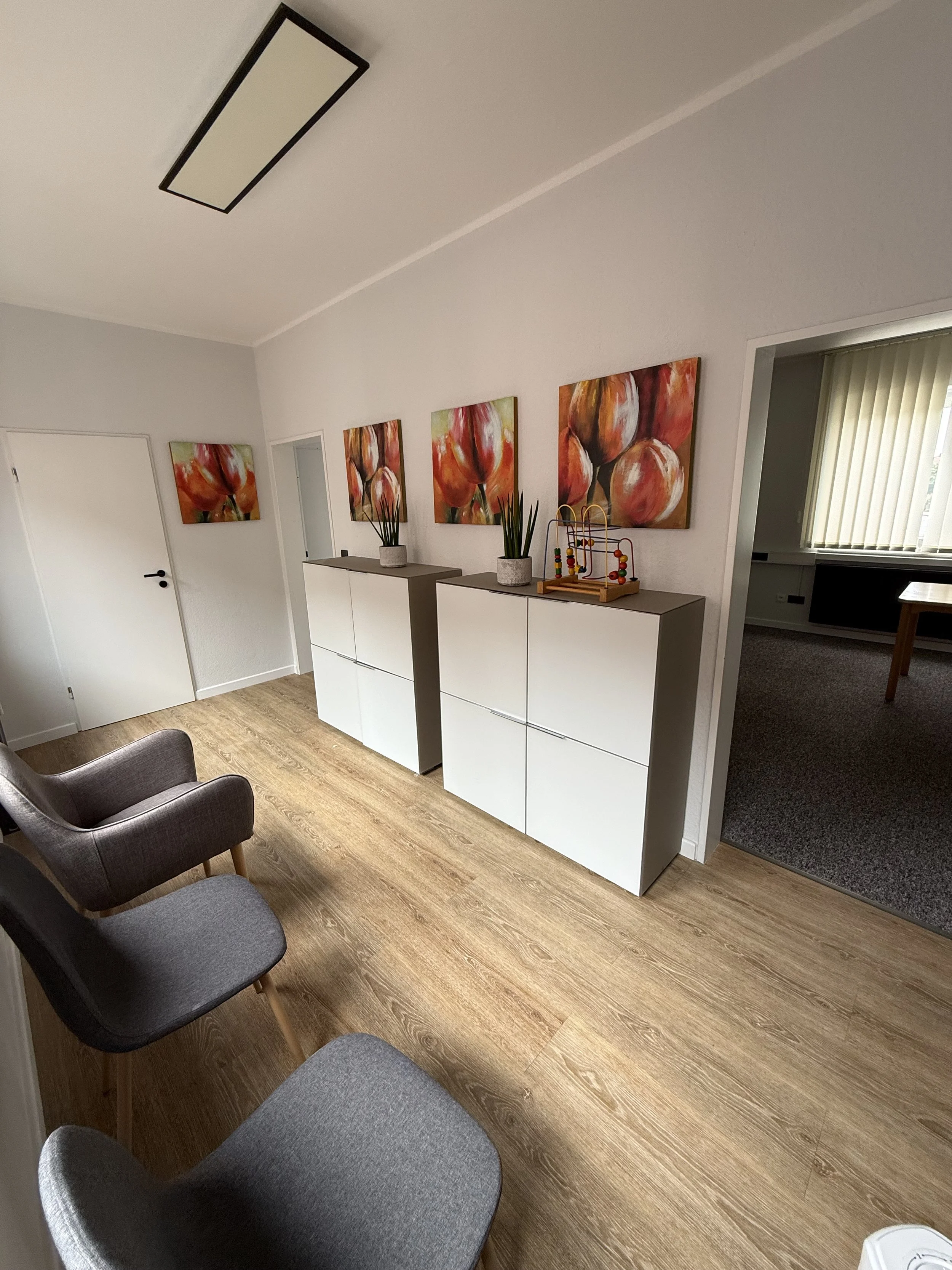 Wartezimmer in der Physiotherapiepraxis in Cloppenburg