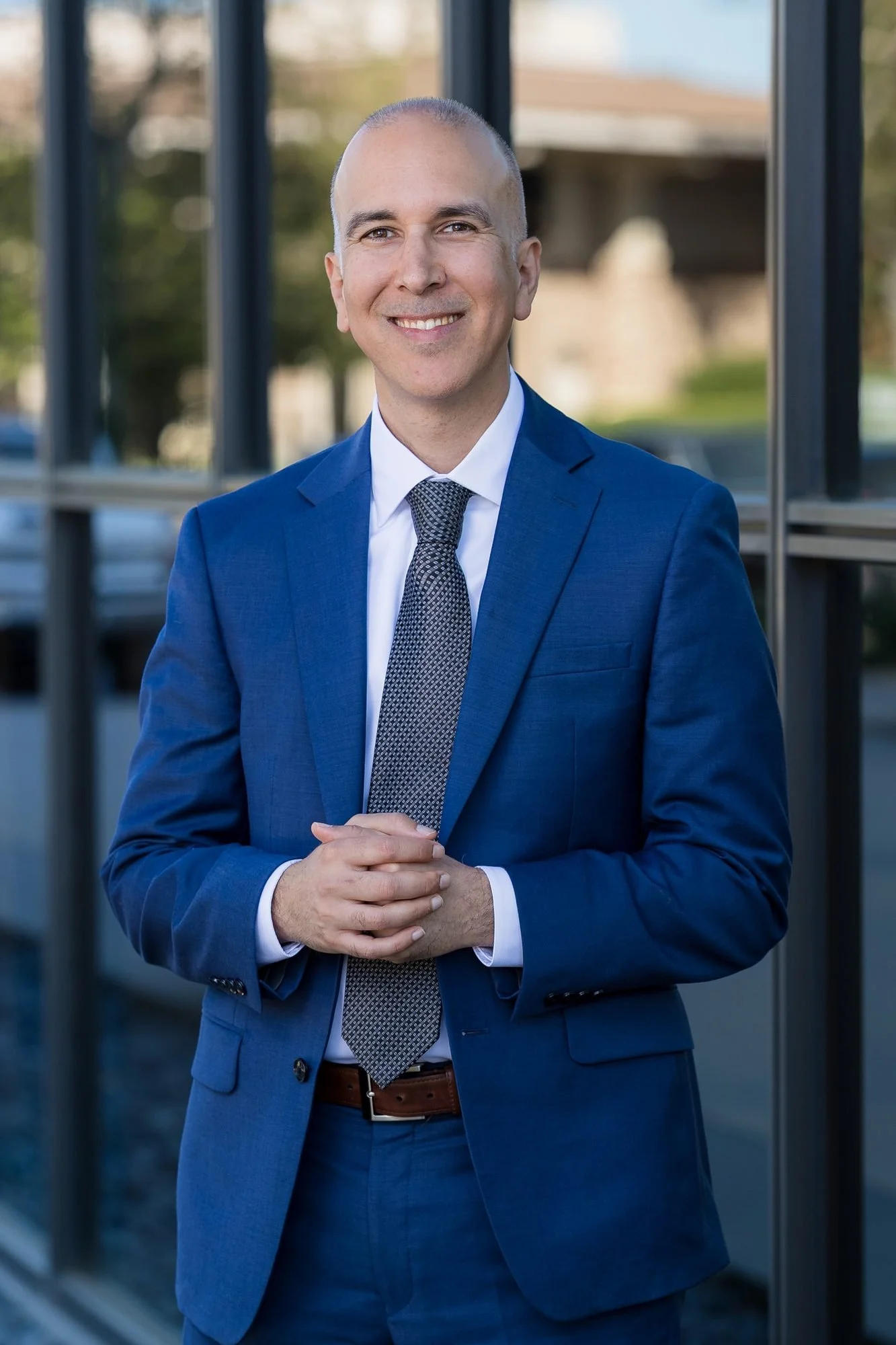 financial-services-corporate-headshot-12.jpg