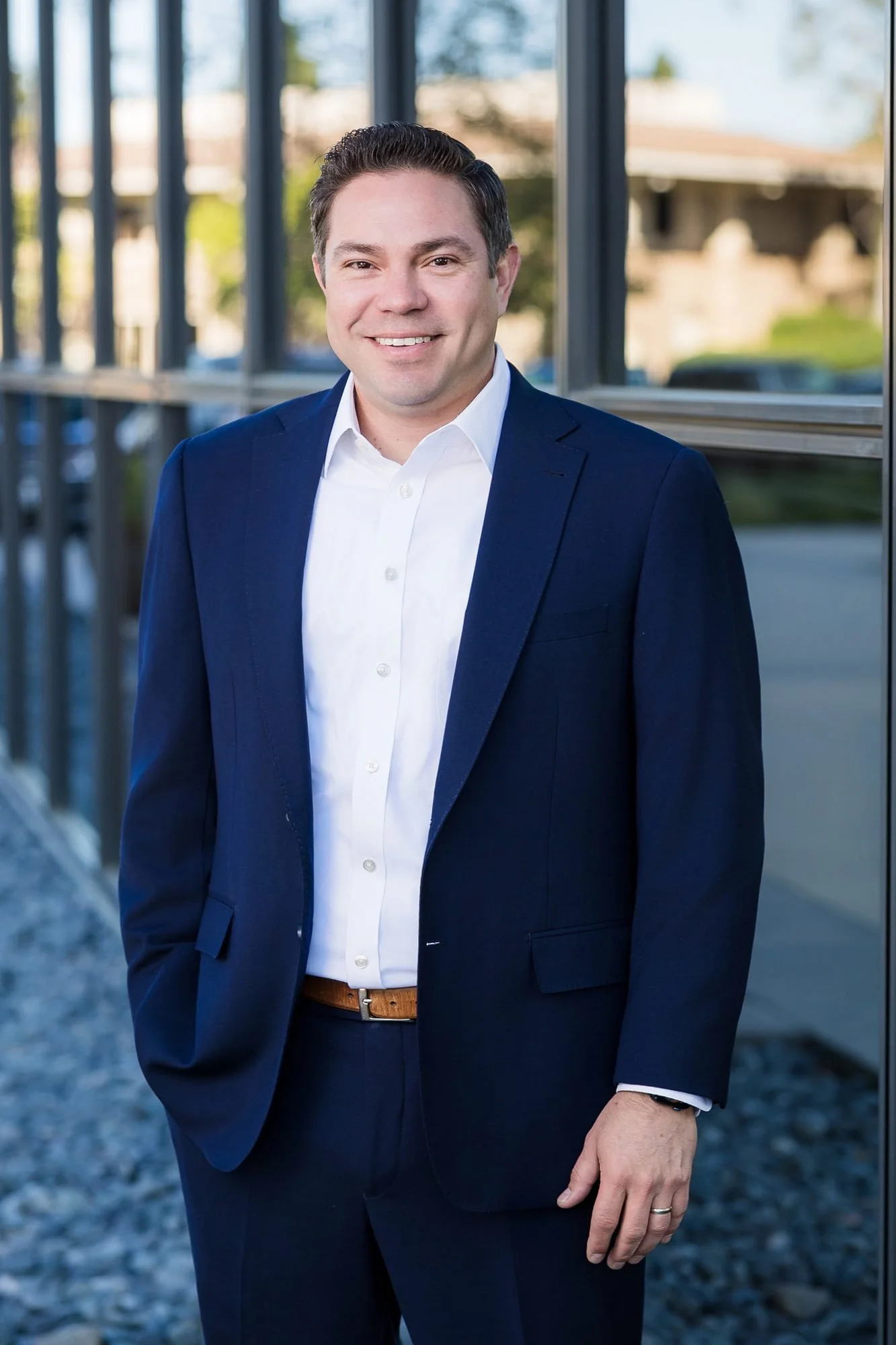 financial-services-corporate-headshot-8.jpg