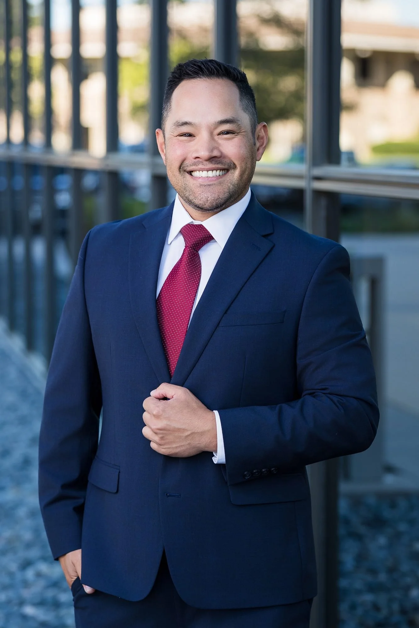 financial-services-corporate-headshot-7.jpg