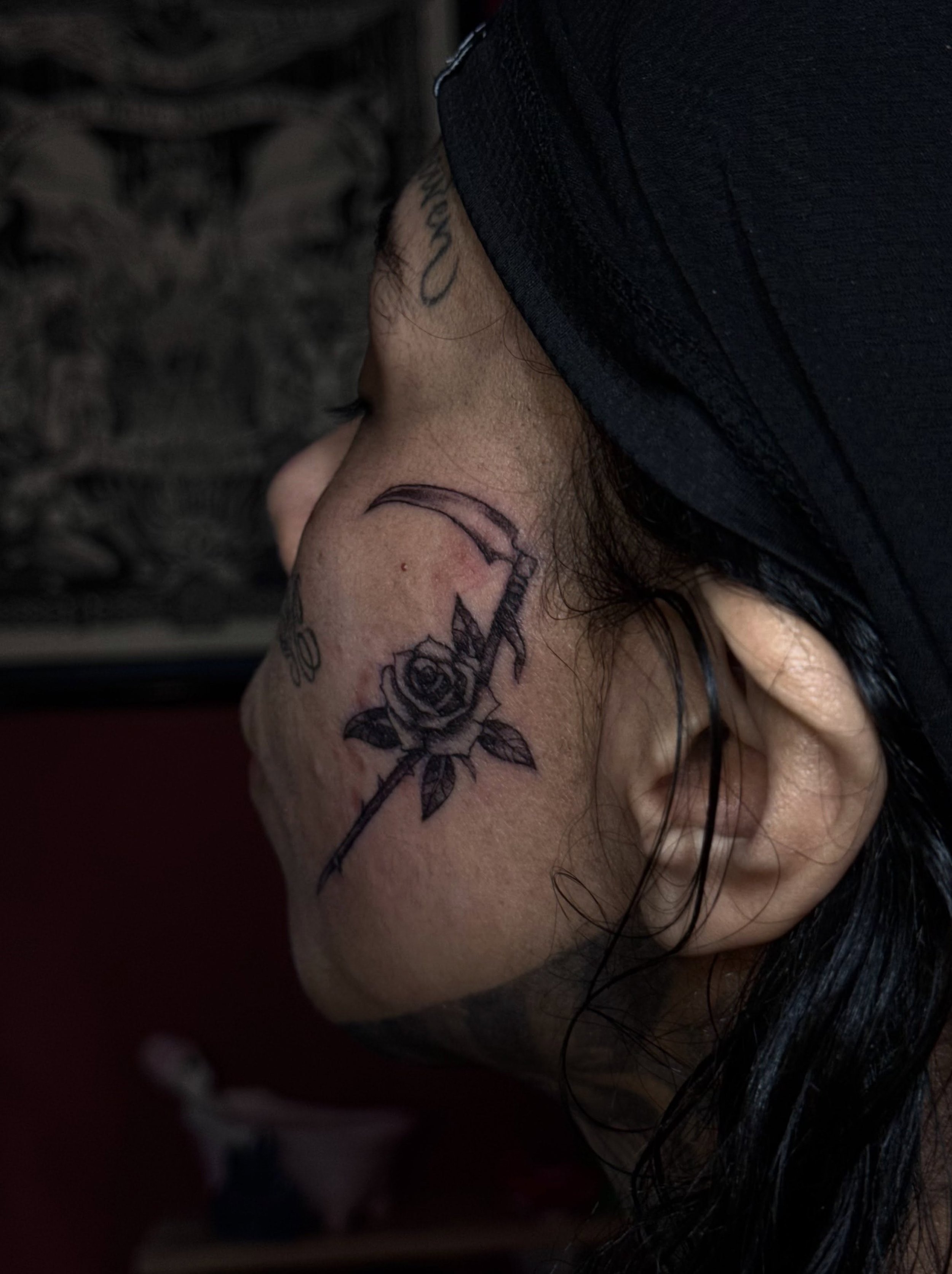 🥀🥀

Rose and scythe on the face. 
Booking November 💥 
@xochi.stu 
#tattoo #dfw #dallas