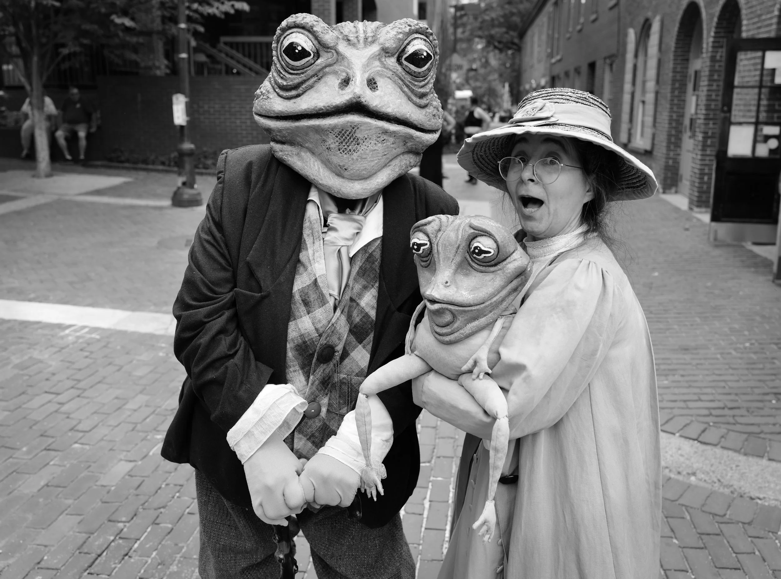 Frog Couple.jpg