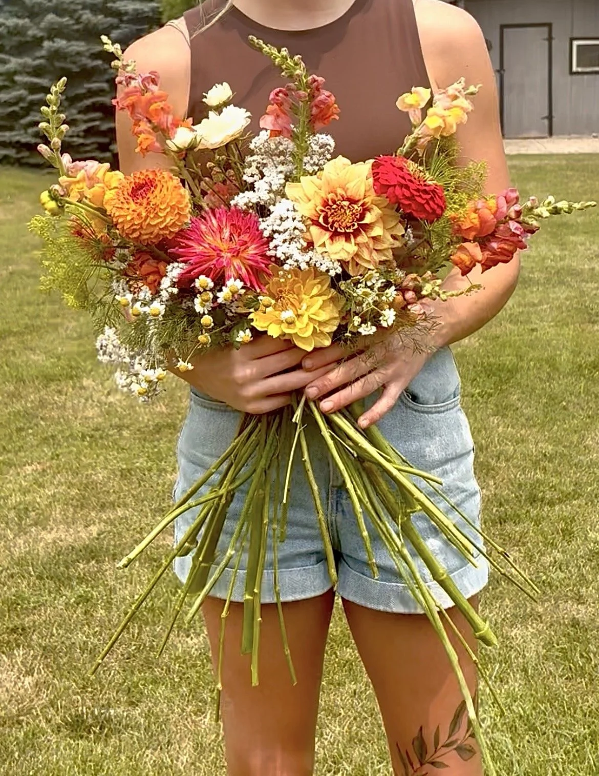 An Evening in Bloom: Hand Tied Bouquet Workshop