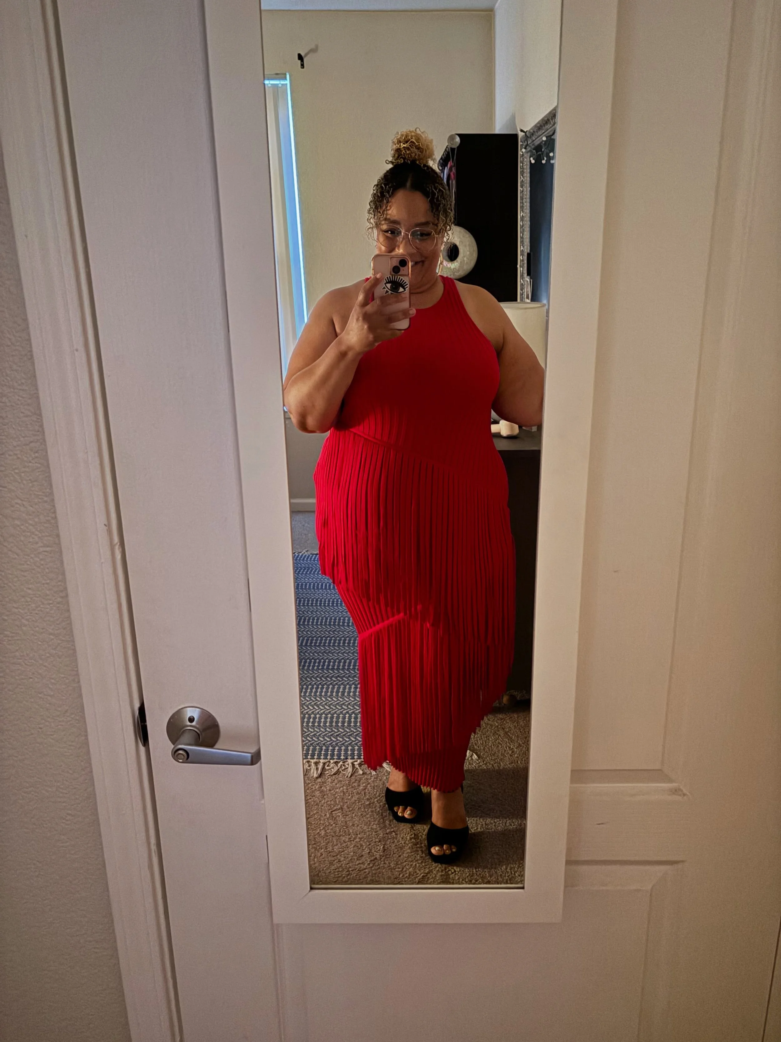 Thank you, Leo season, for your warmth, spice and FIRE. ❤️&zwj;🔥💋🥰&hearts;️🌹💃💥🍓🚨💄🍒