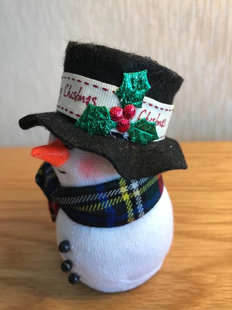 snowman-ornament-side-facing-image.jpg