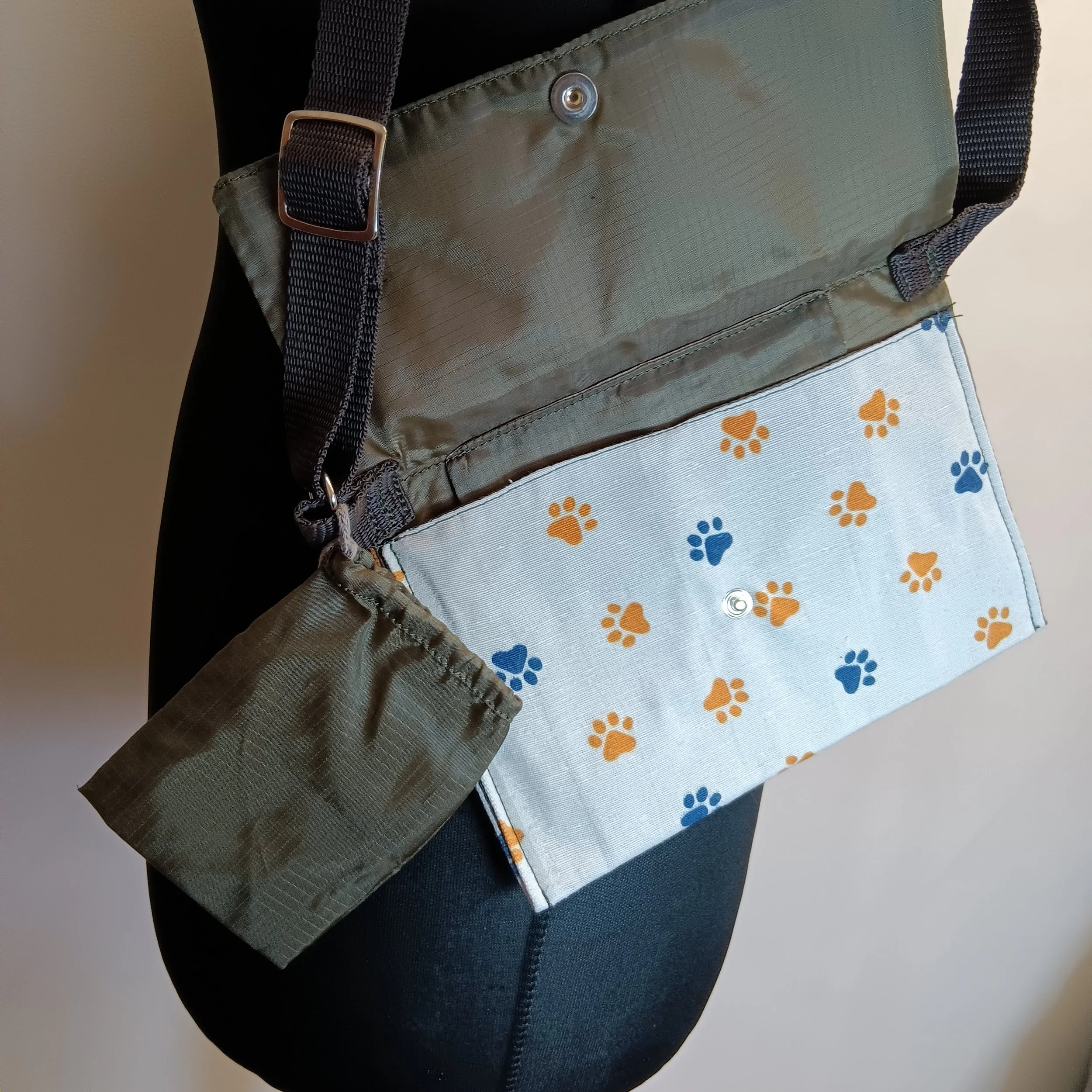 beige lightweight-walking-dog-bag-lining-inside-pocket-poo-bag-image.jpg