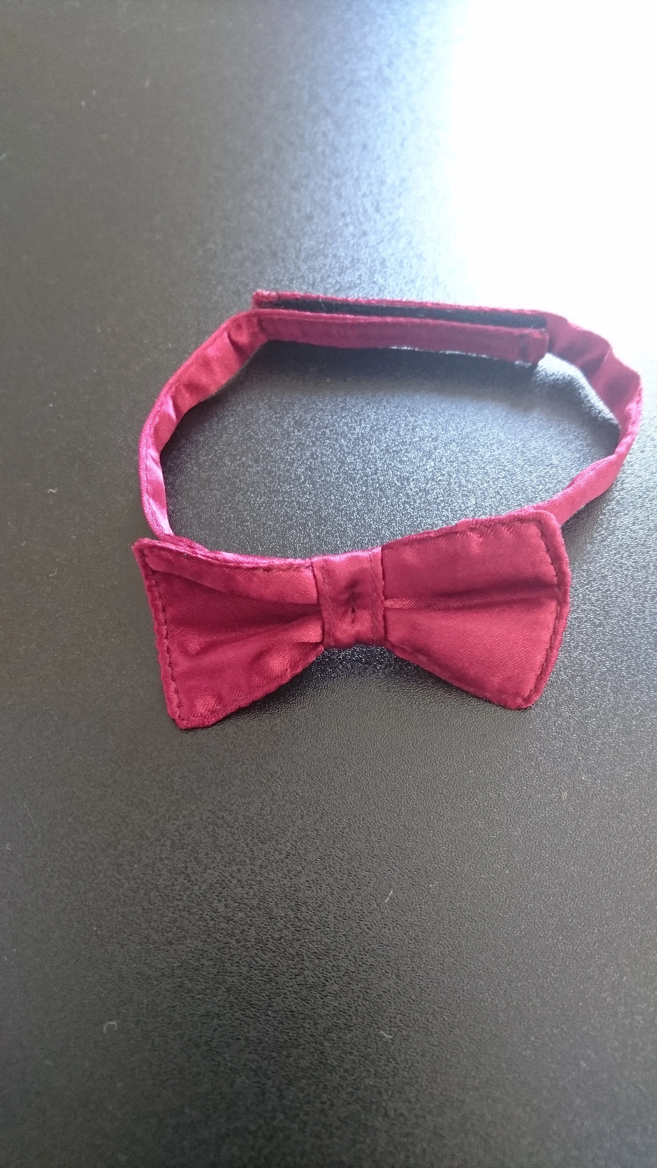 Child-boy-satin-maroon-bowtie-main-image.JPG