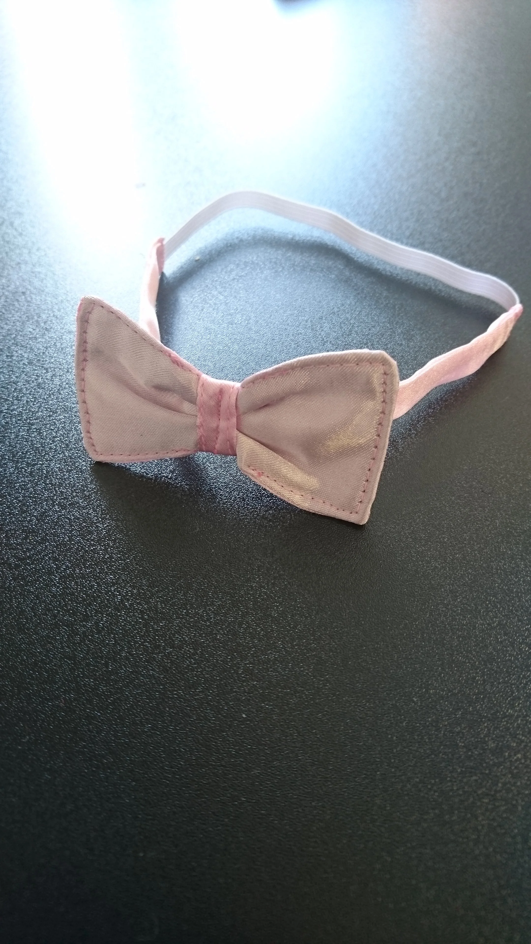 Child-boy-pink-satin-bowtie-main-image.JPG