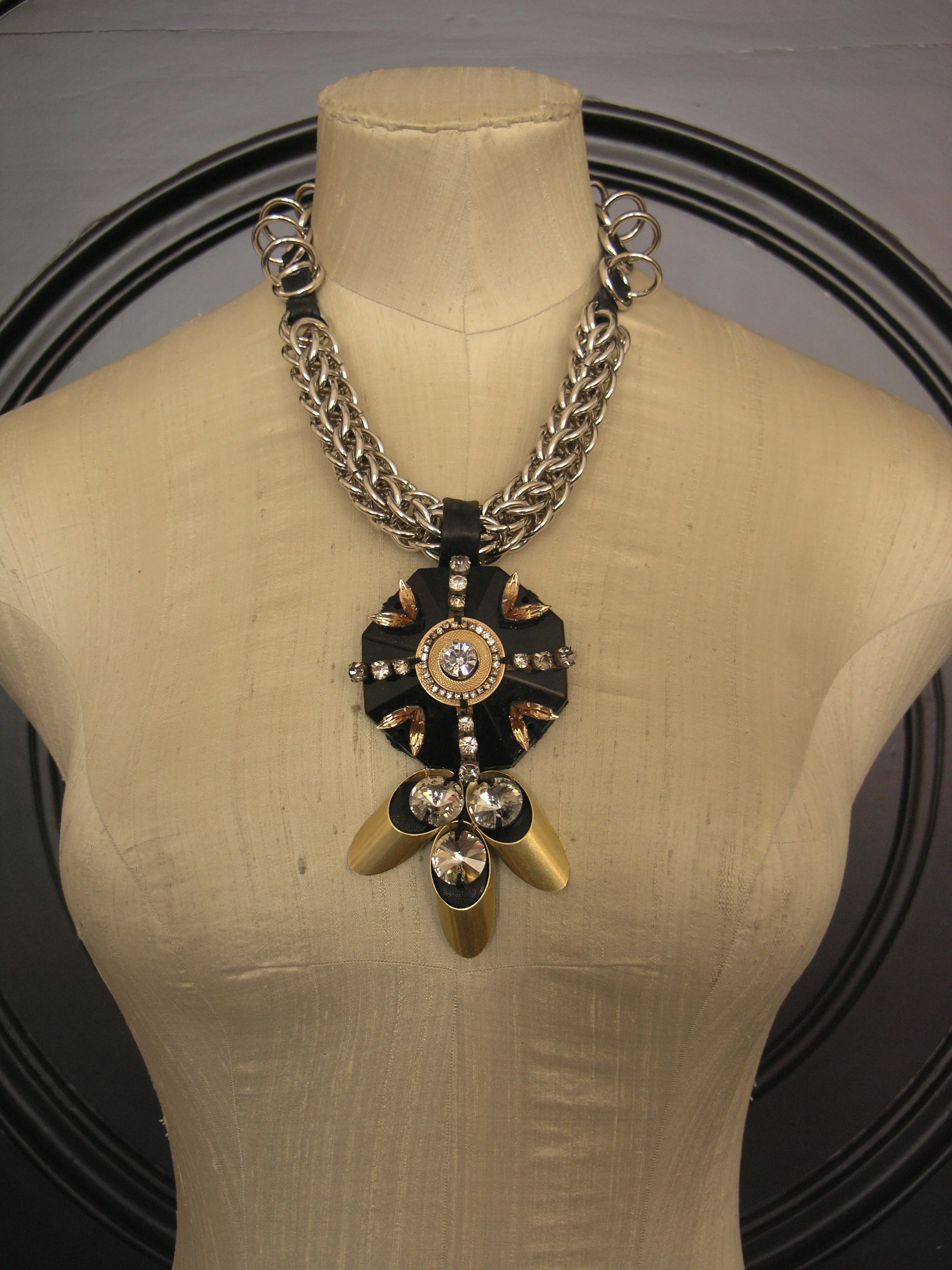 Fall 10 neck 4.JPG
