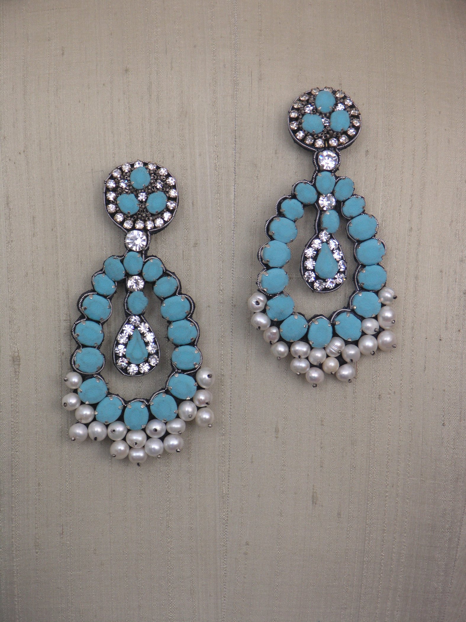 R11 turqu fab ear.jpg