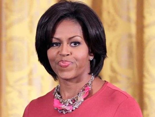 101021_michelle_obama_necklace_ap_522_regular.jpg