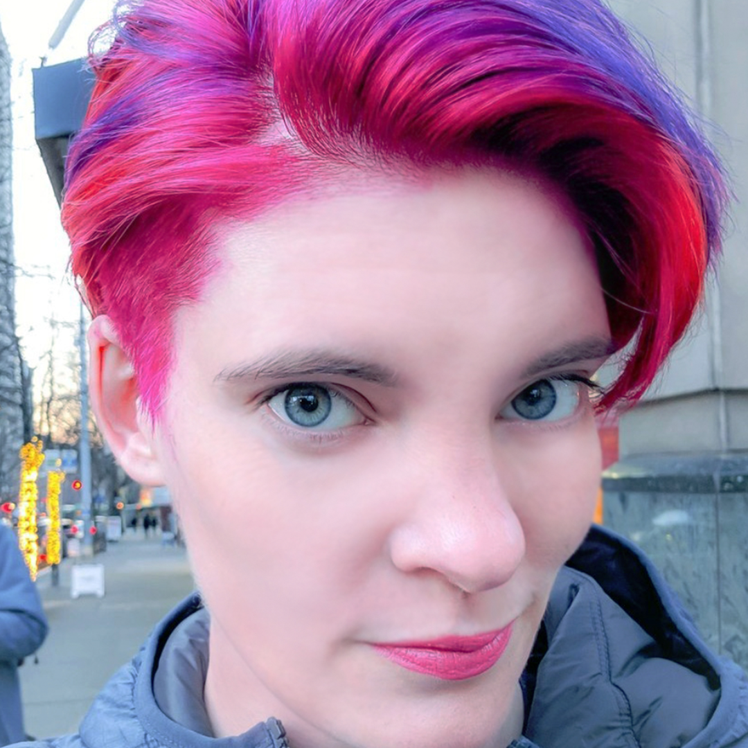 Interview – Emma Larkins