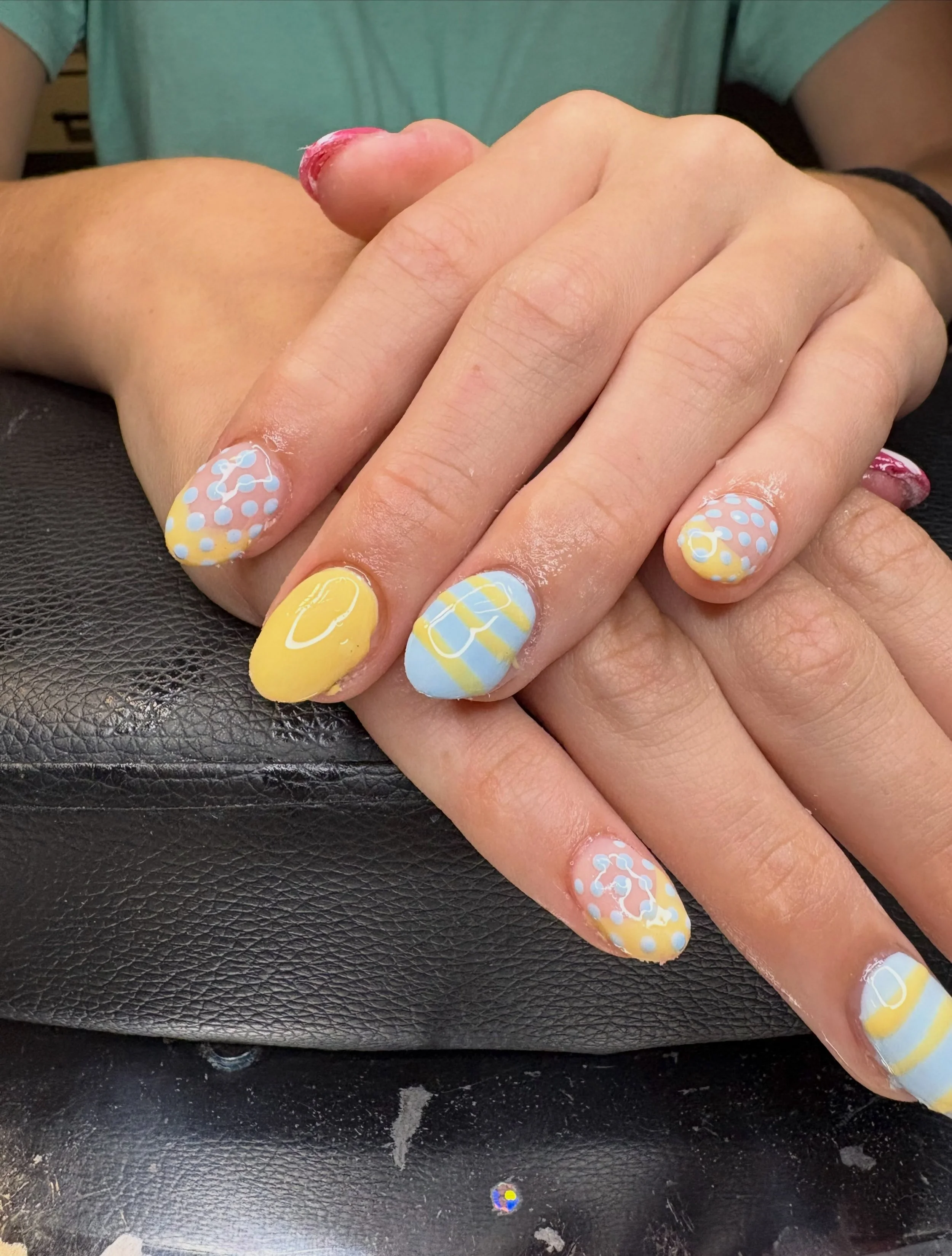 Start school off with brand new nails!💖