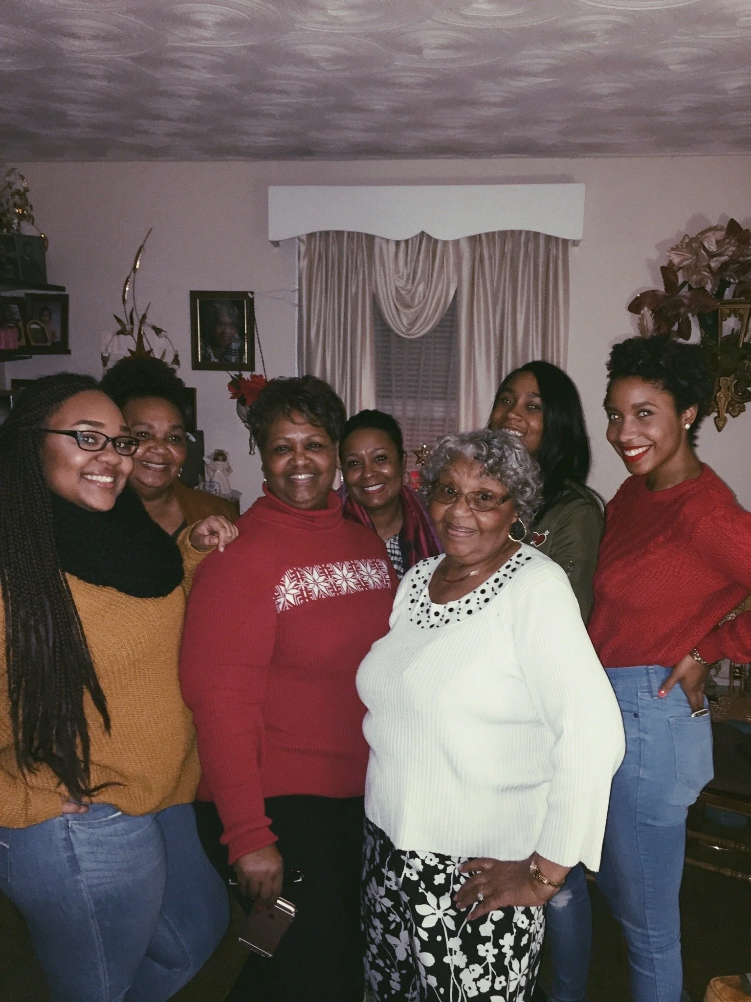 Sharena, Linda, Glenda, Lennie, Asia and Jazmyn