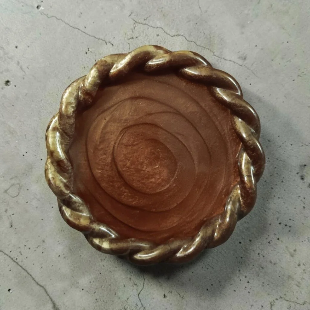 Twisted Elegance Trinket Dish