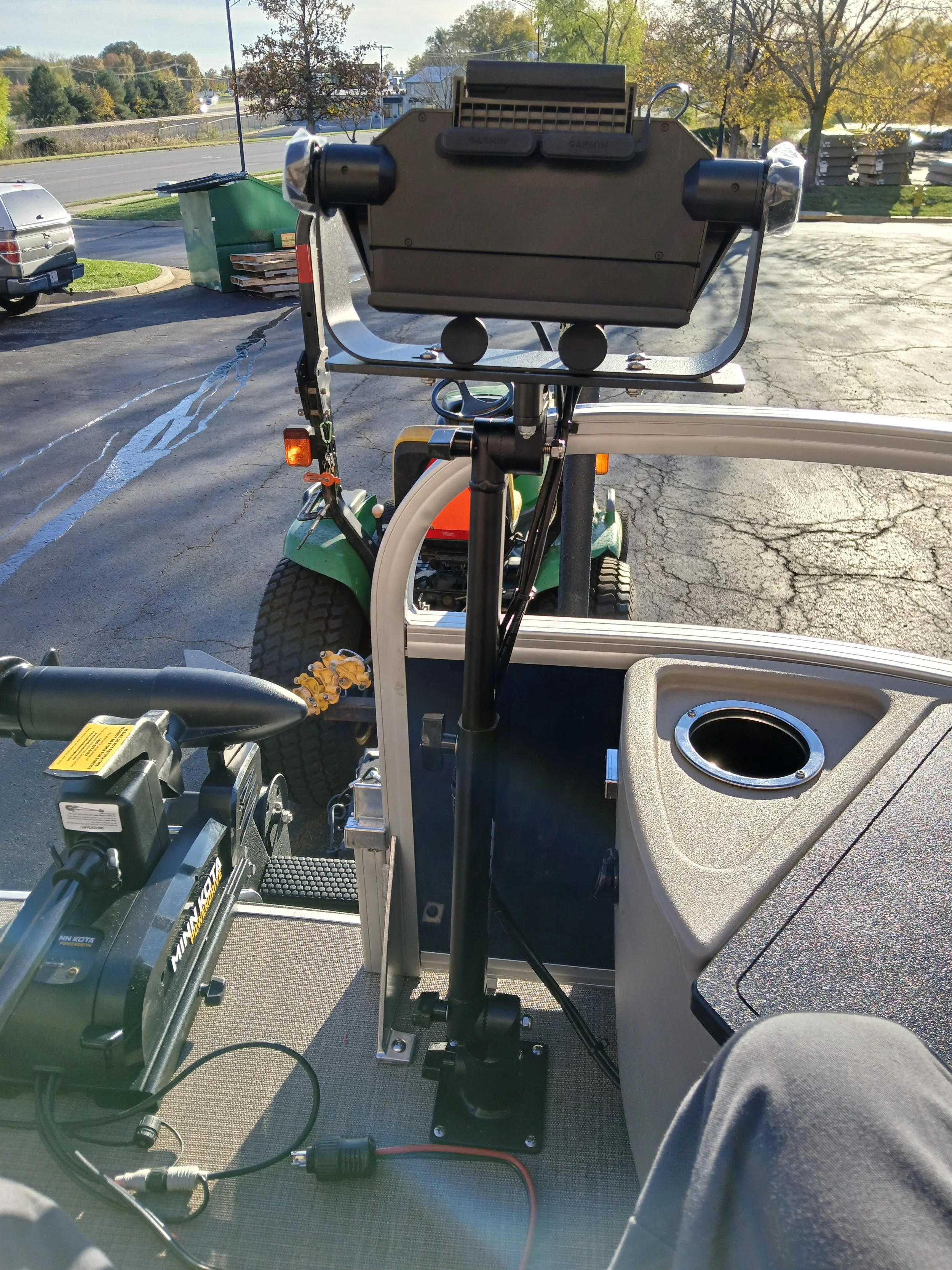 Garmin + Minn Kota — pontoon install