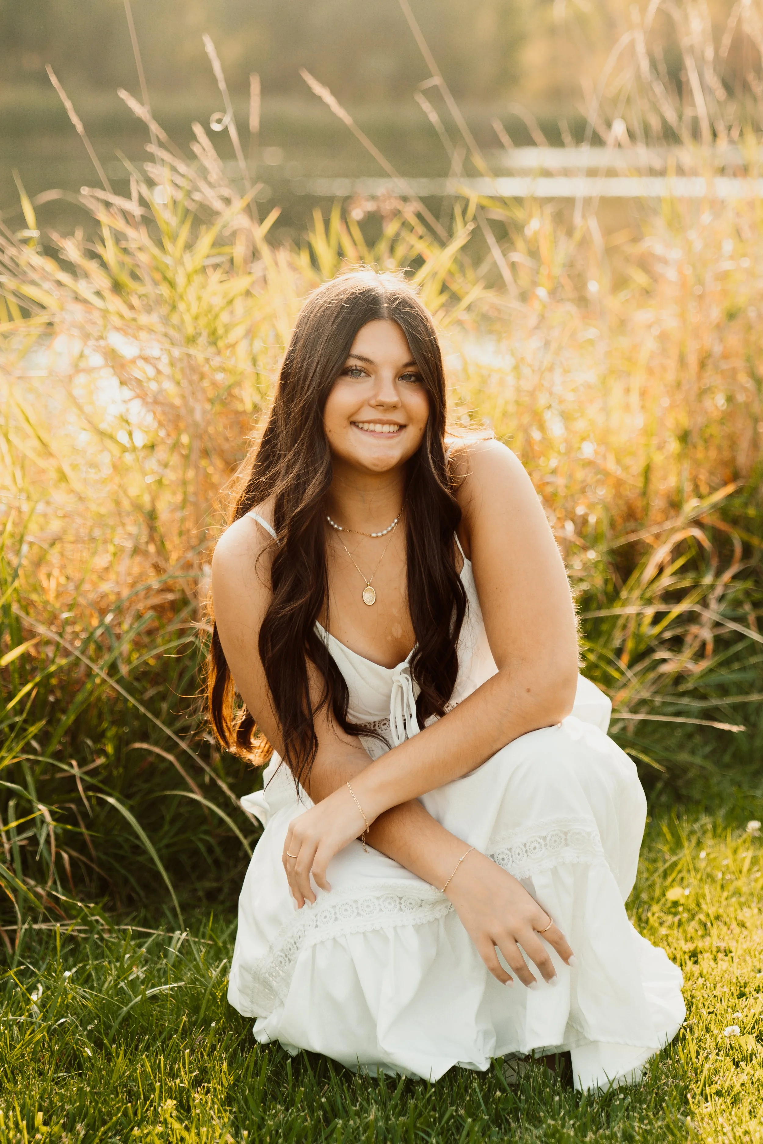 250920_JocelynSeniorPhotos-VH-01276.jpg