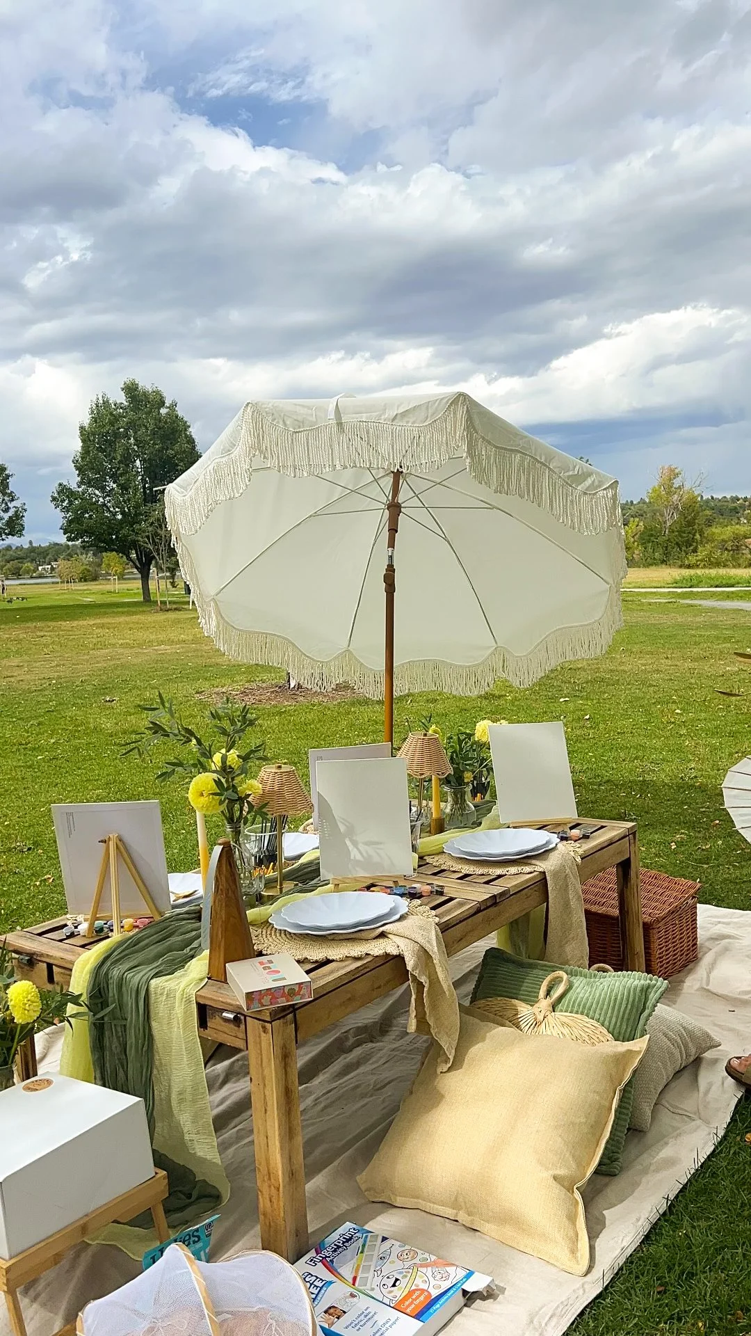 Picnic & Paint