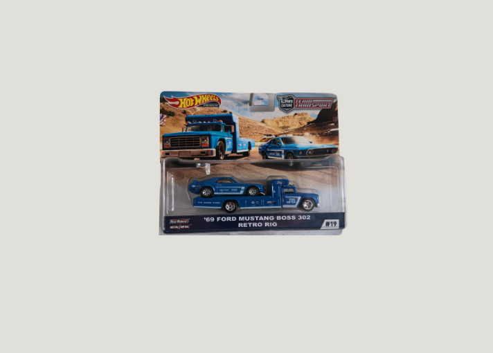 Hot Wheels Team Transporter '69 Ford Mustang Boss 302 & Retro Rig