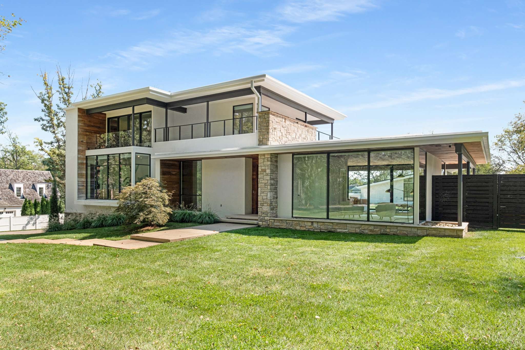 6133 Robin Hill Rd Nashville, TN 37205