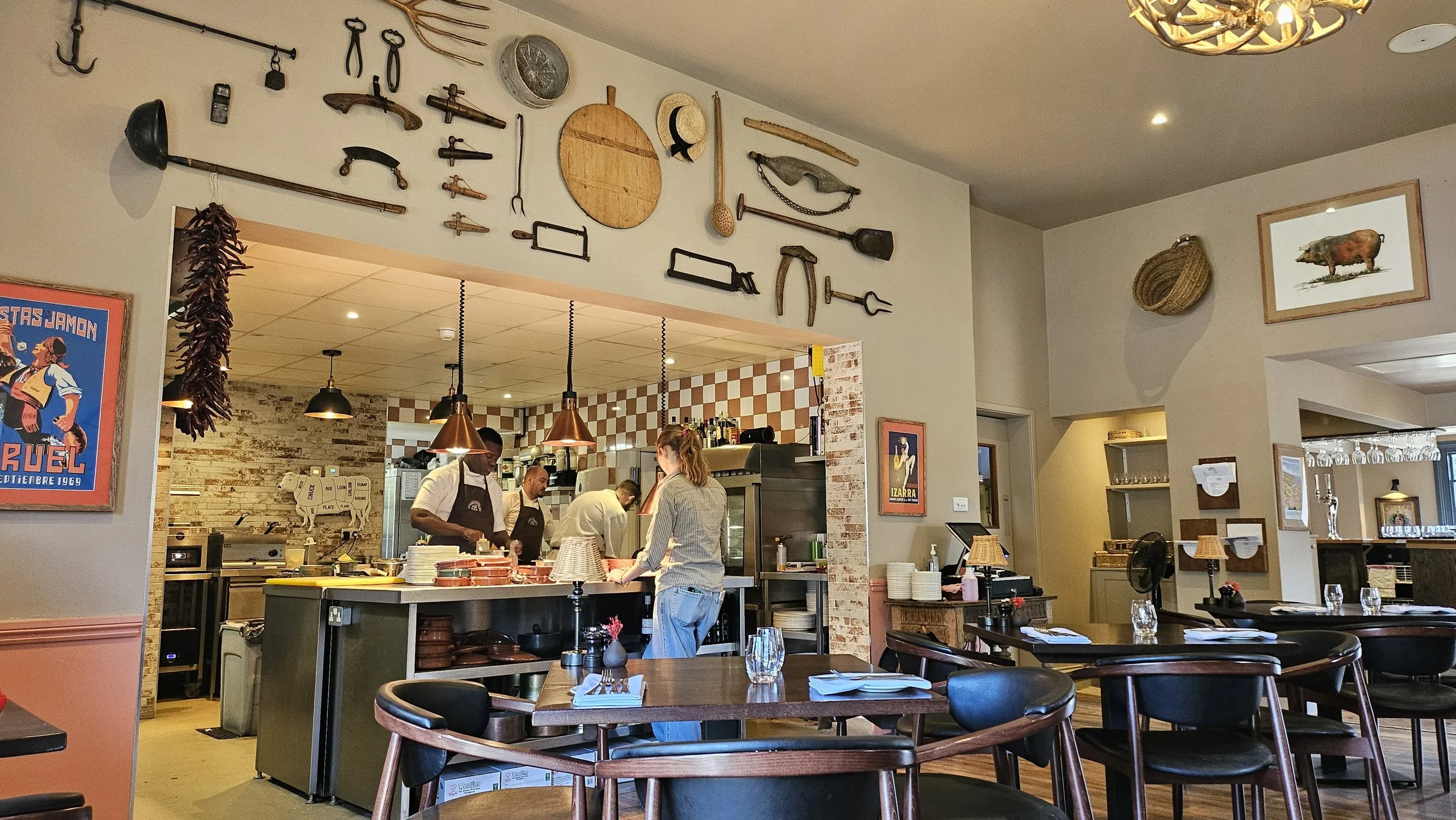 8 Best Restaurants with Rooms Near West London for a Delicious Weekend Escape