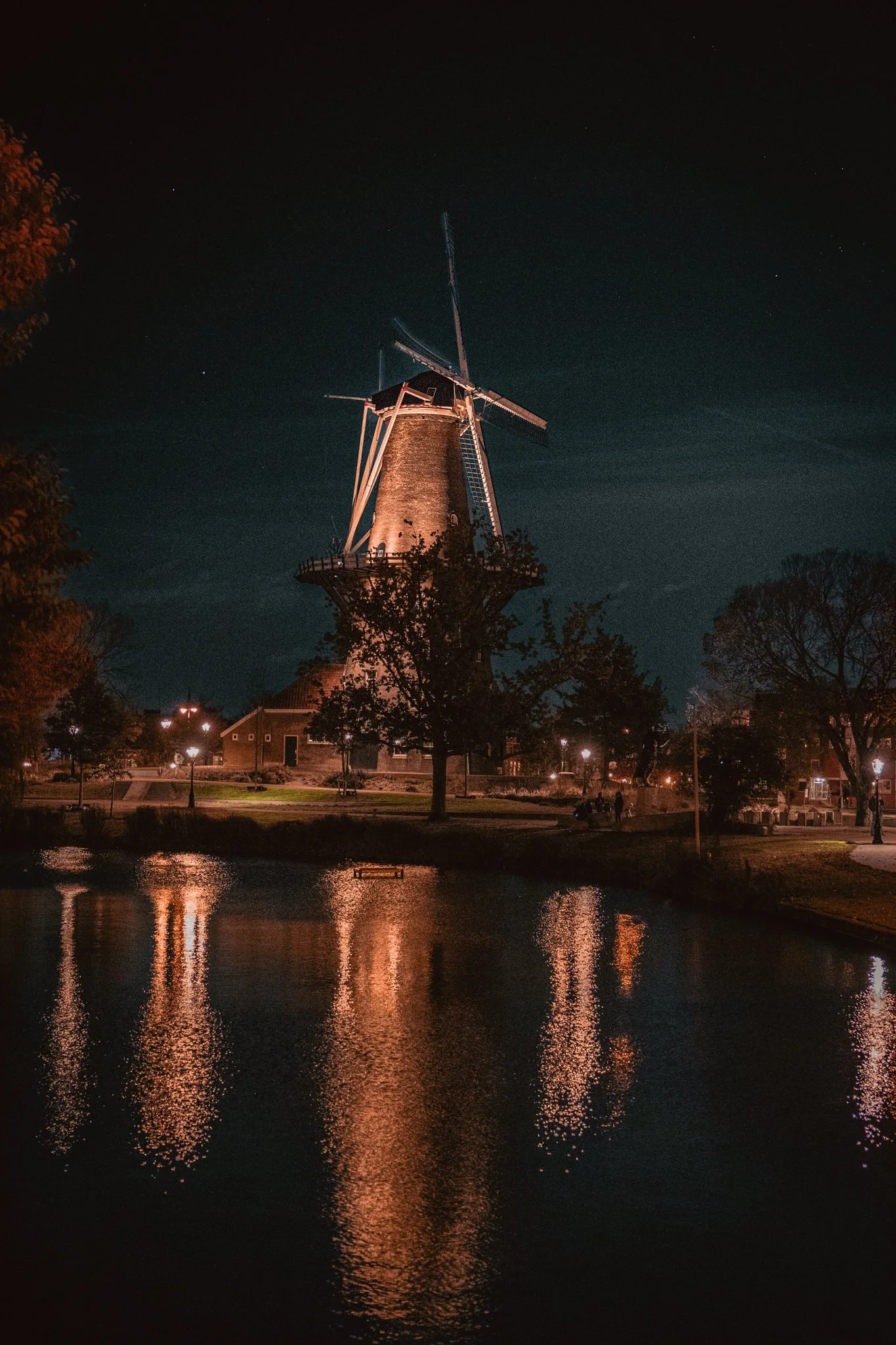 Leiden Windmill Night-1.jpg