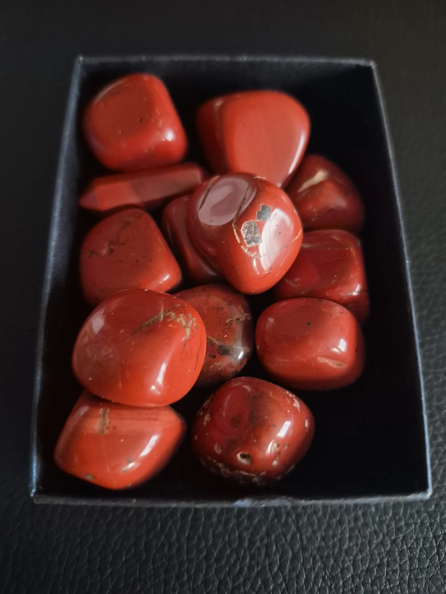 Éclats de Jaspe Rouge Énergétisant