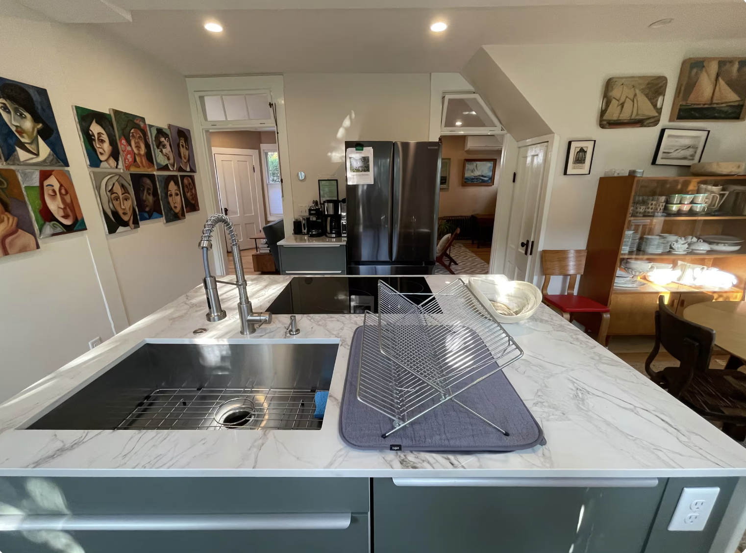 Full Kitchen
