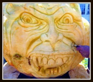 PUMPKINFEST - 2018 - ARTIST - CARVED.JPG