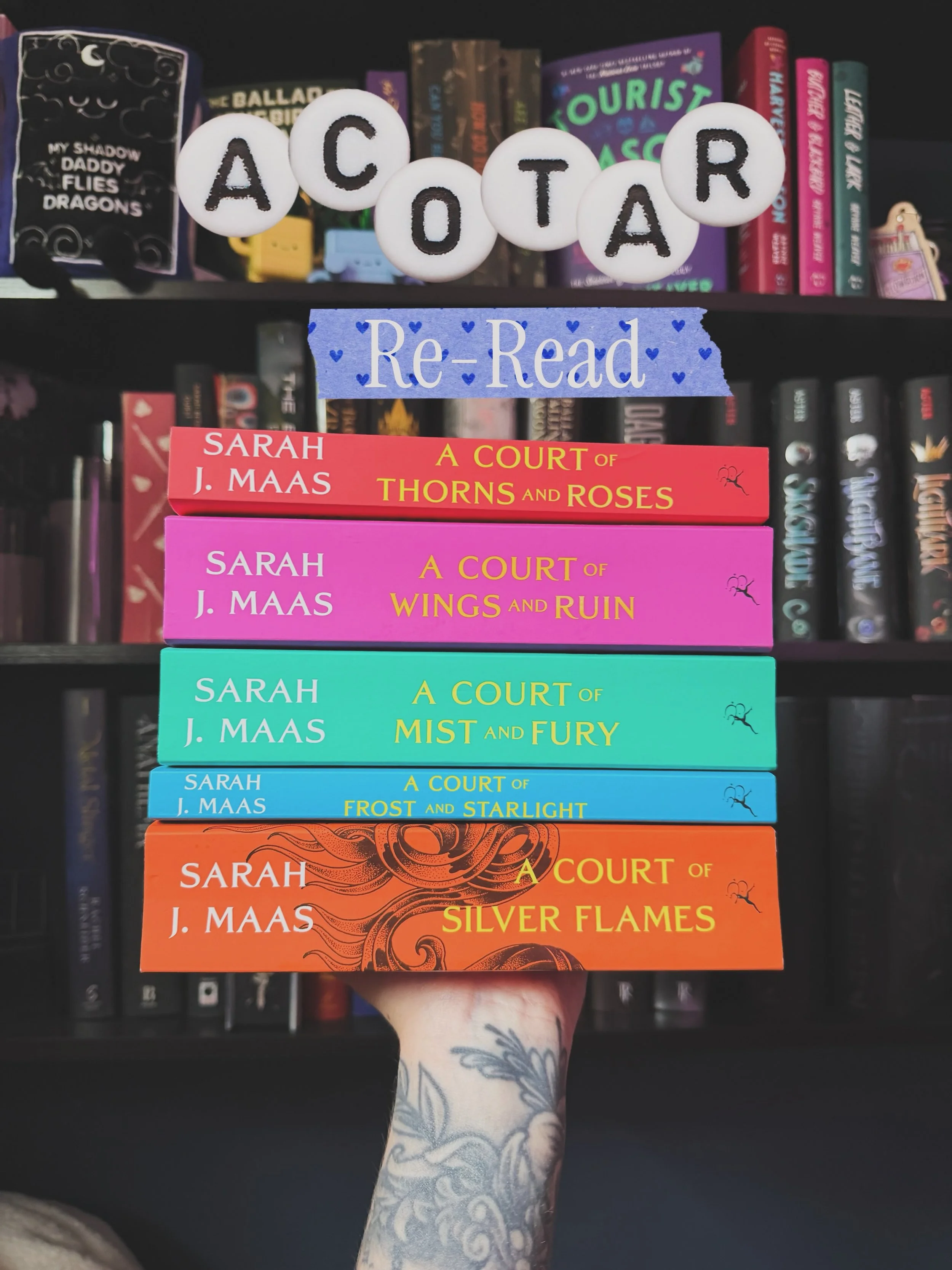 ✨ Where are you in your ACOTAR re-read?
🦇 Still in Spring Court?
🌙 Living your best life in Velaris?
🔥 Emotionally recovering from Silver Flames&hellip; again?

#acotar #sarahjmaas #acotarseries #bookstagram #fantasybooks